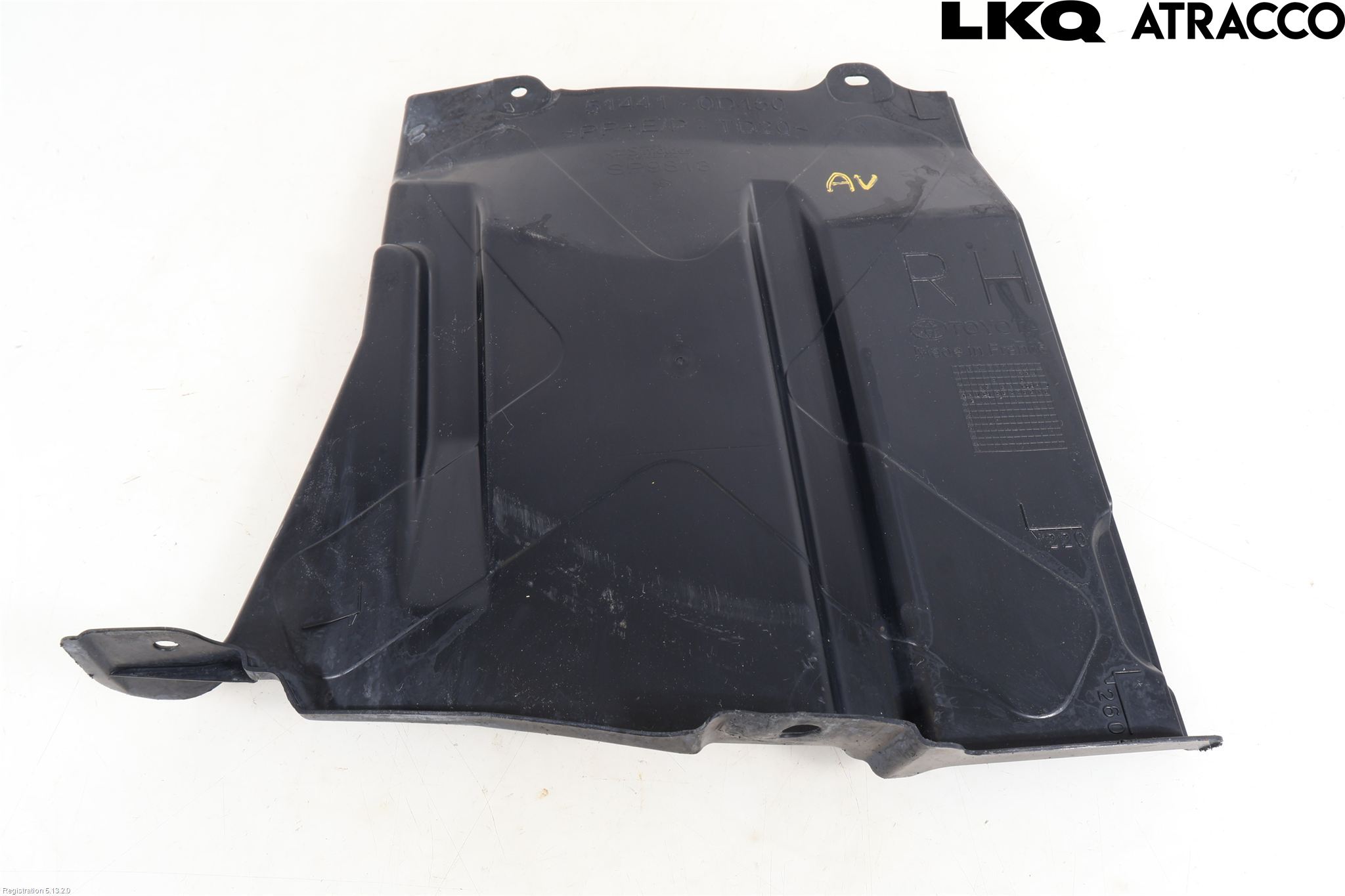 Toyota YARIS CROSS XP21 21- Bunnplate U Motor-Gear-Dørk