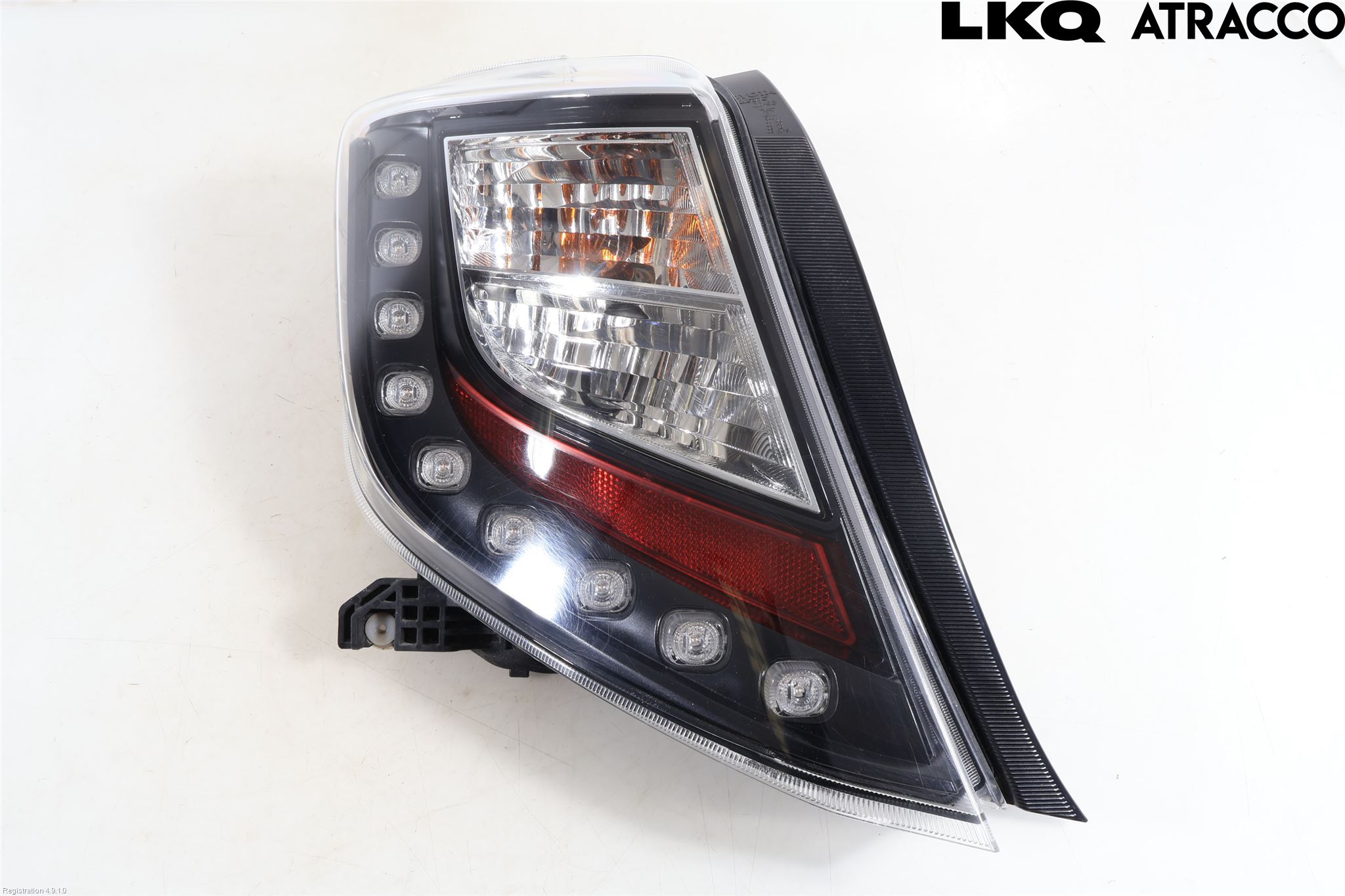 Toyota YARIS XP130 12-14 Baklykt Venstre