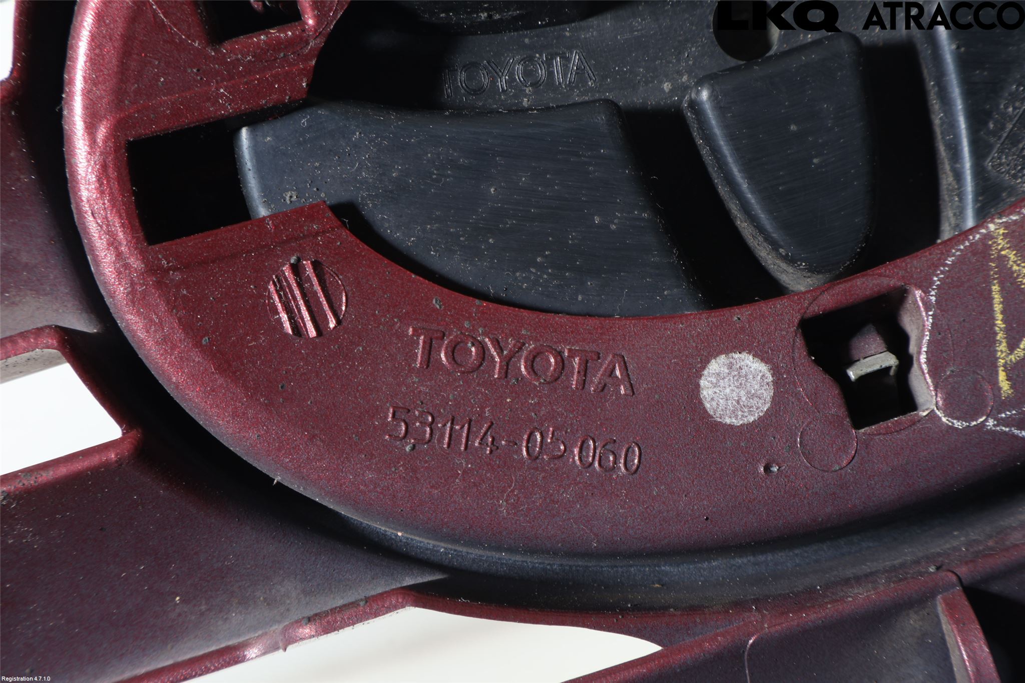 Toyota AVENSIS 03-06 Grill Komplett