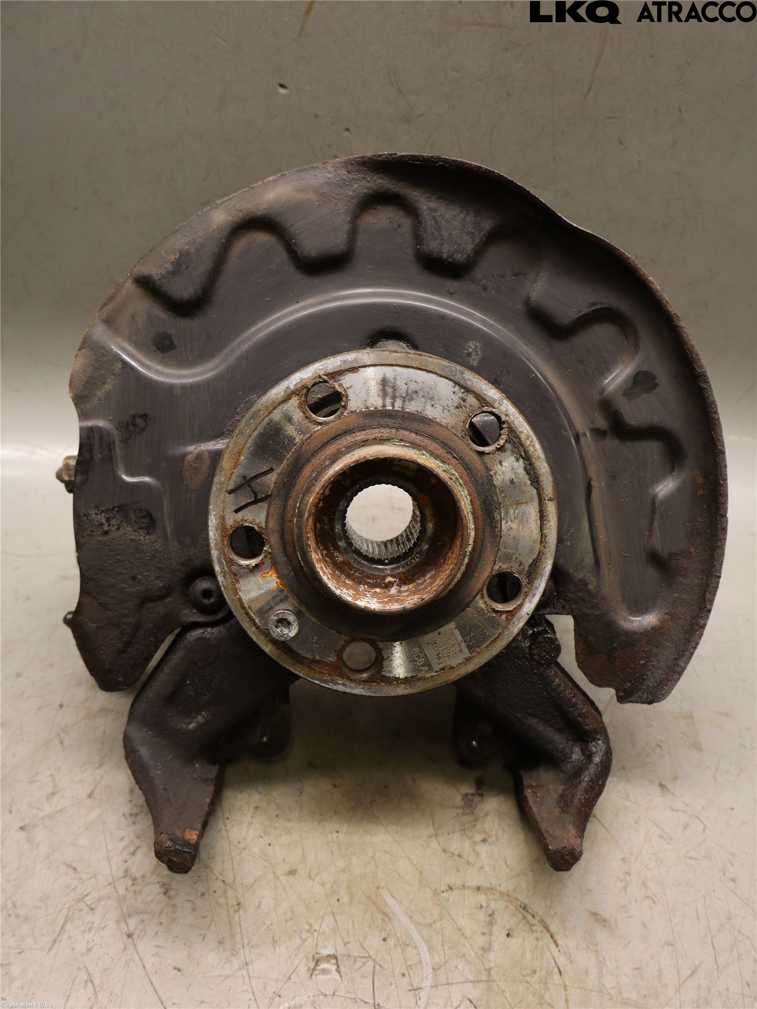 Volkswagen VW POLO 10-17 Spindel Hf