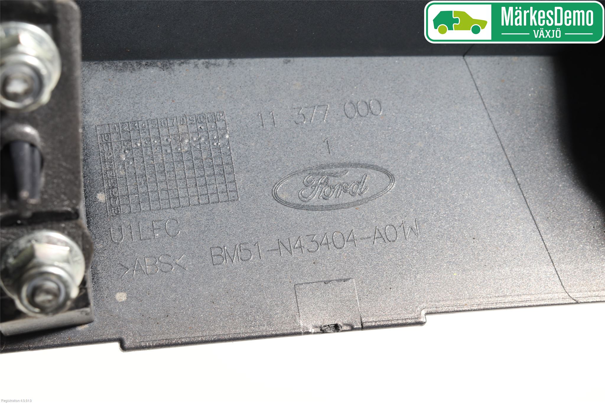 Ford FOCUS 11-14 Refleksplate - Skiltplate