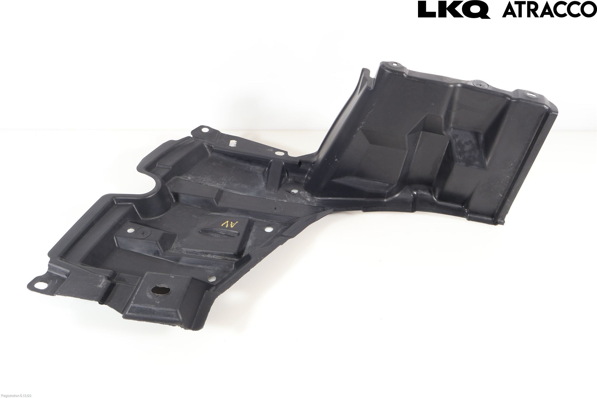 Toyota YARIS XP130 15-20 Bunnplate U Motor-Gear-Dørk