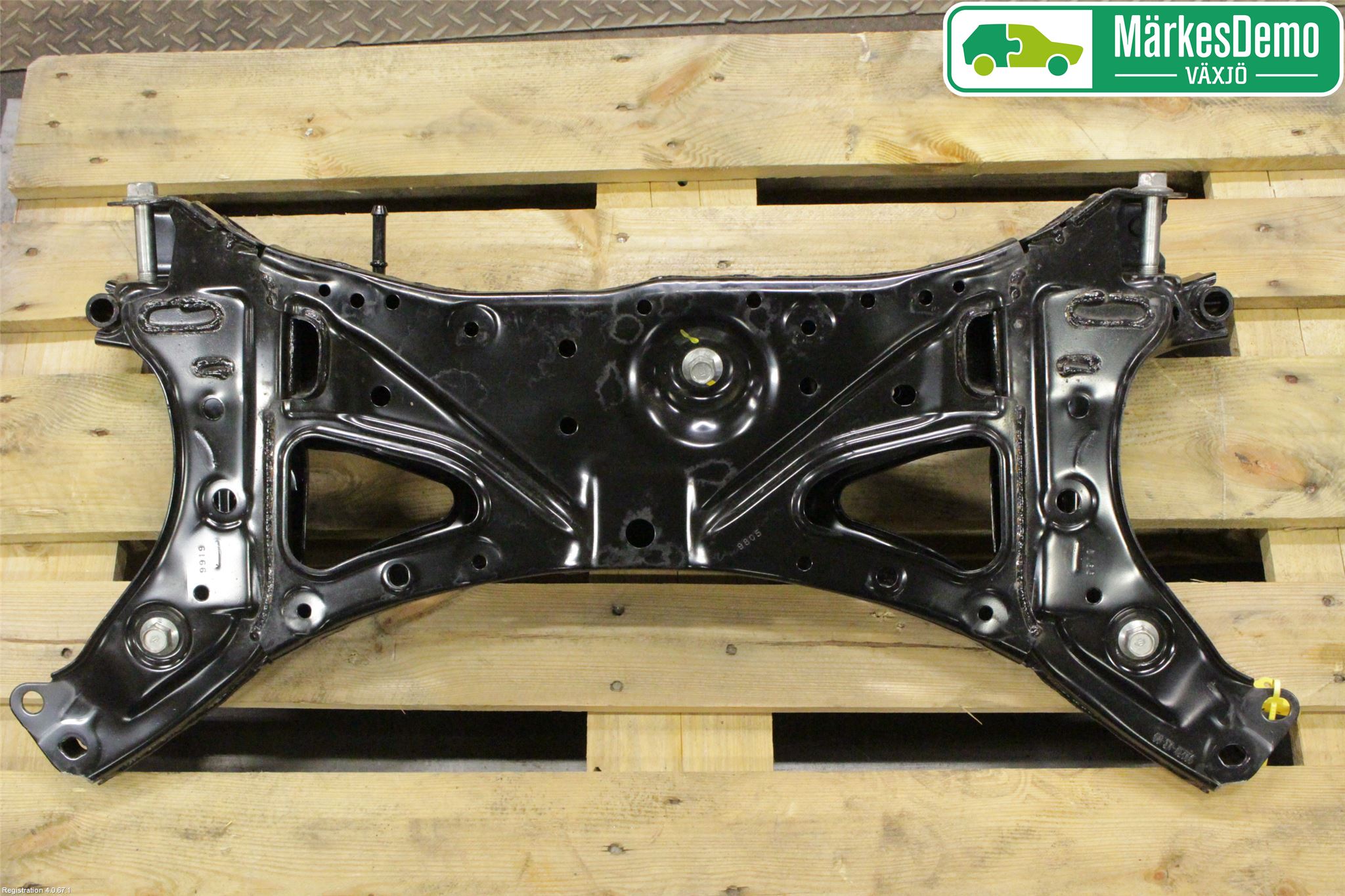 Honda HR-V 15-21 Forstillingsbjelke(Tvergående)