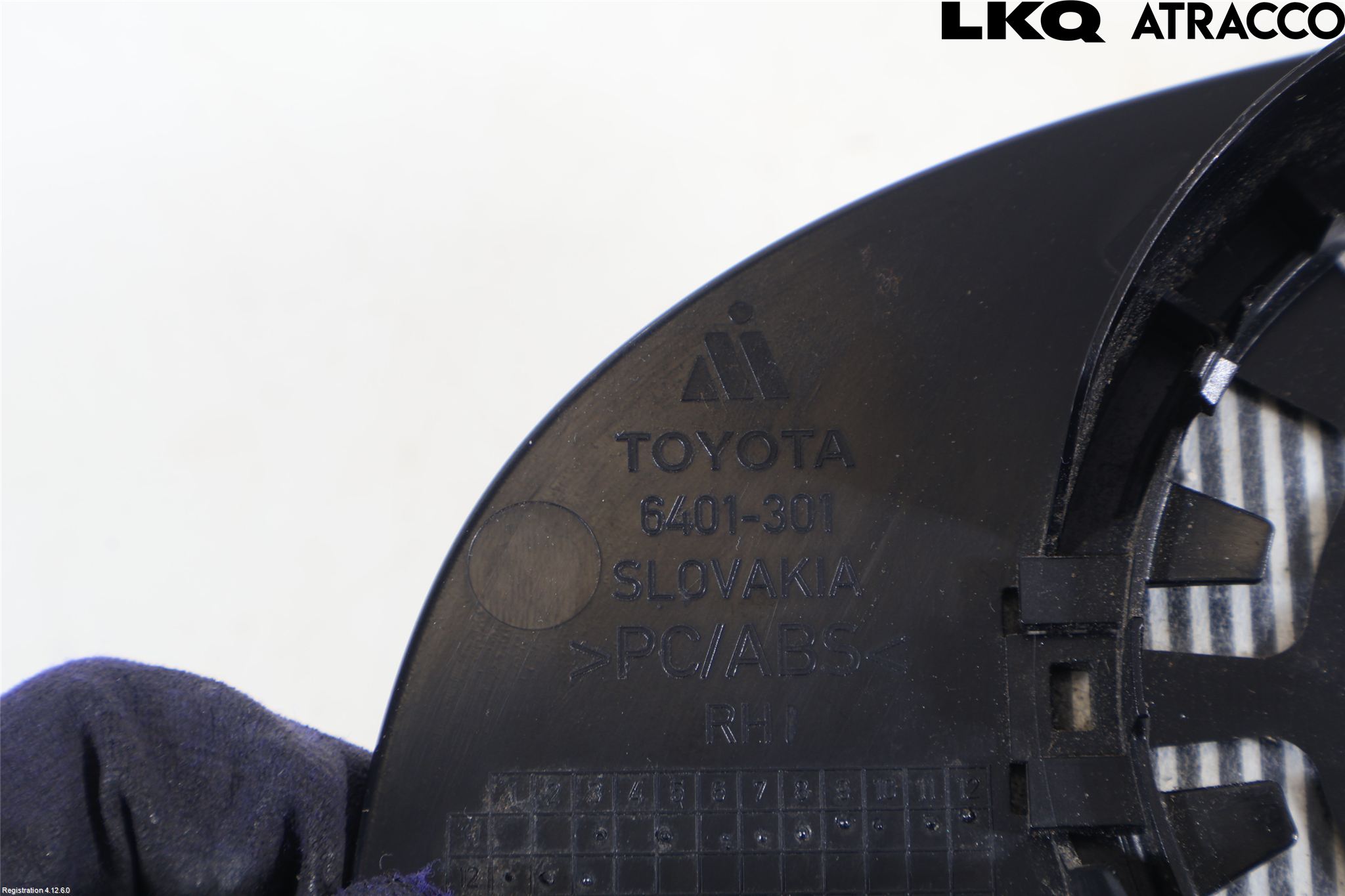 Toyota YARIS XP130 12-14 Speil Glass H