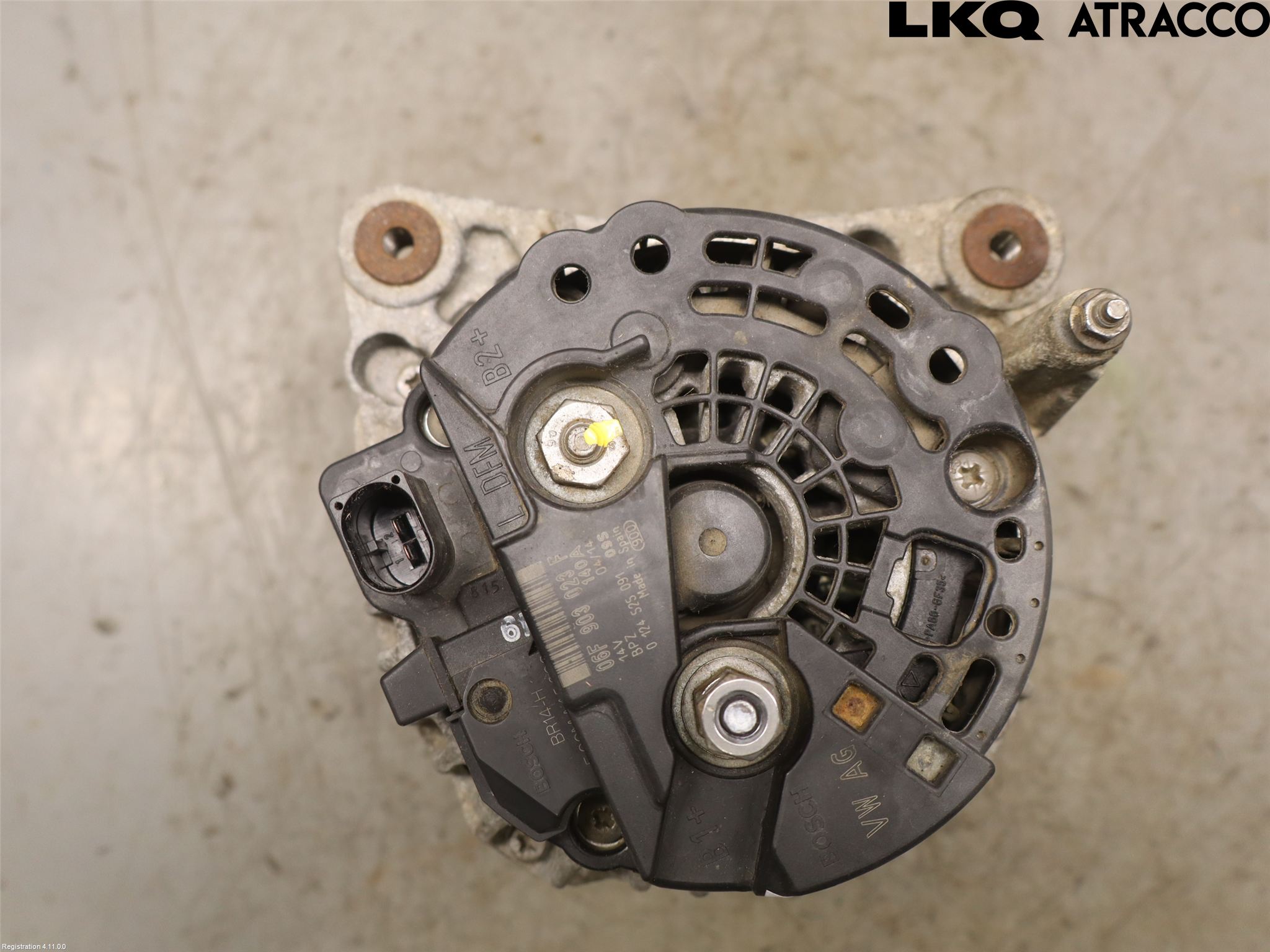 Volkswagen VW CADDY      04-10 Dynamo