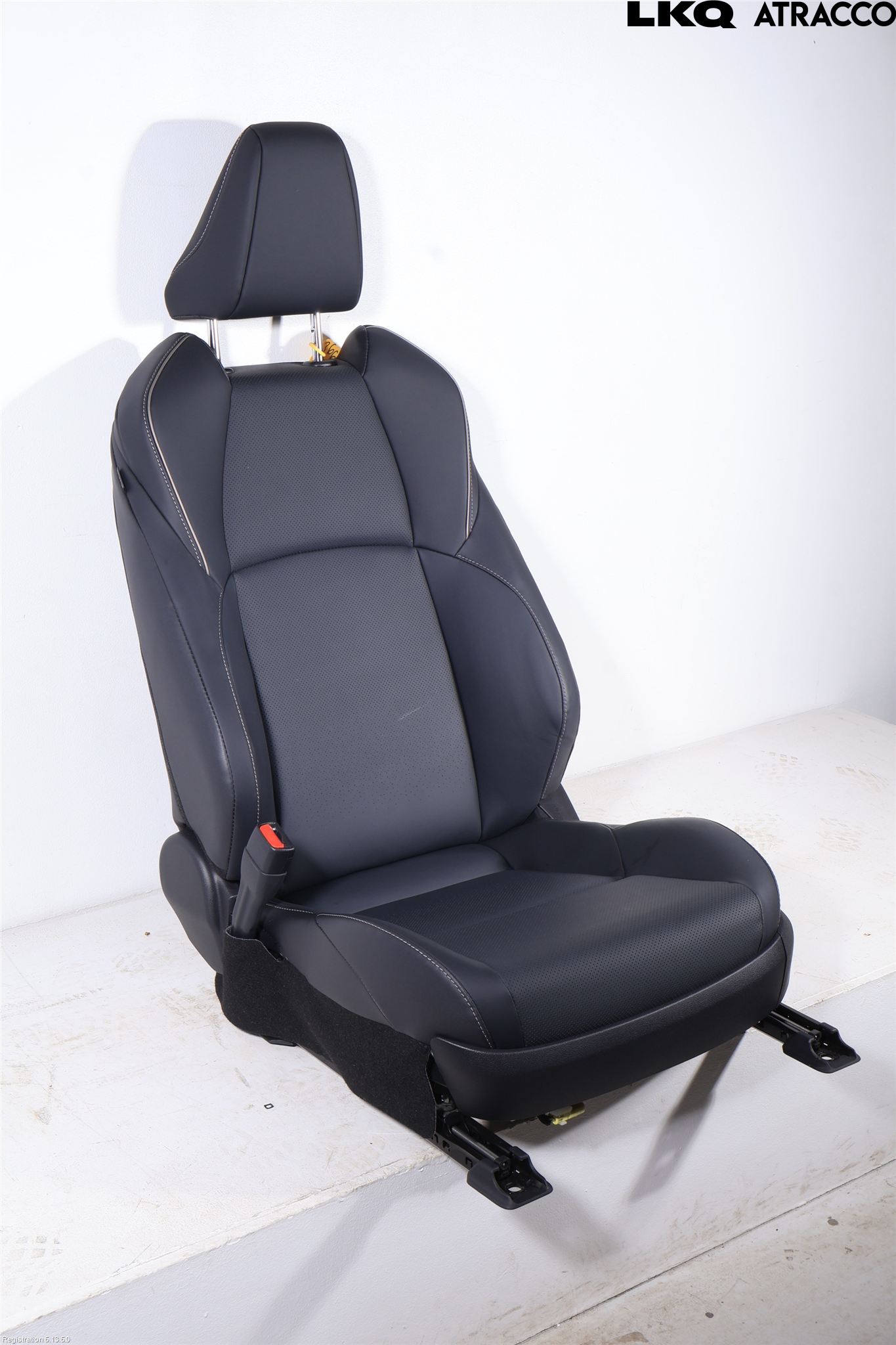 Toyota bZ4X EA10 22- Innr Sete Foran Venstre