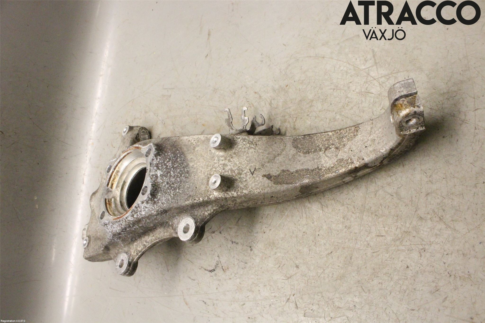 BMW 5 F10/F11/F18 09-17 Spindel Vf