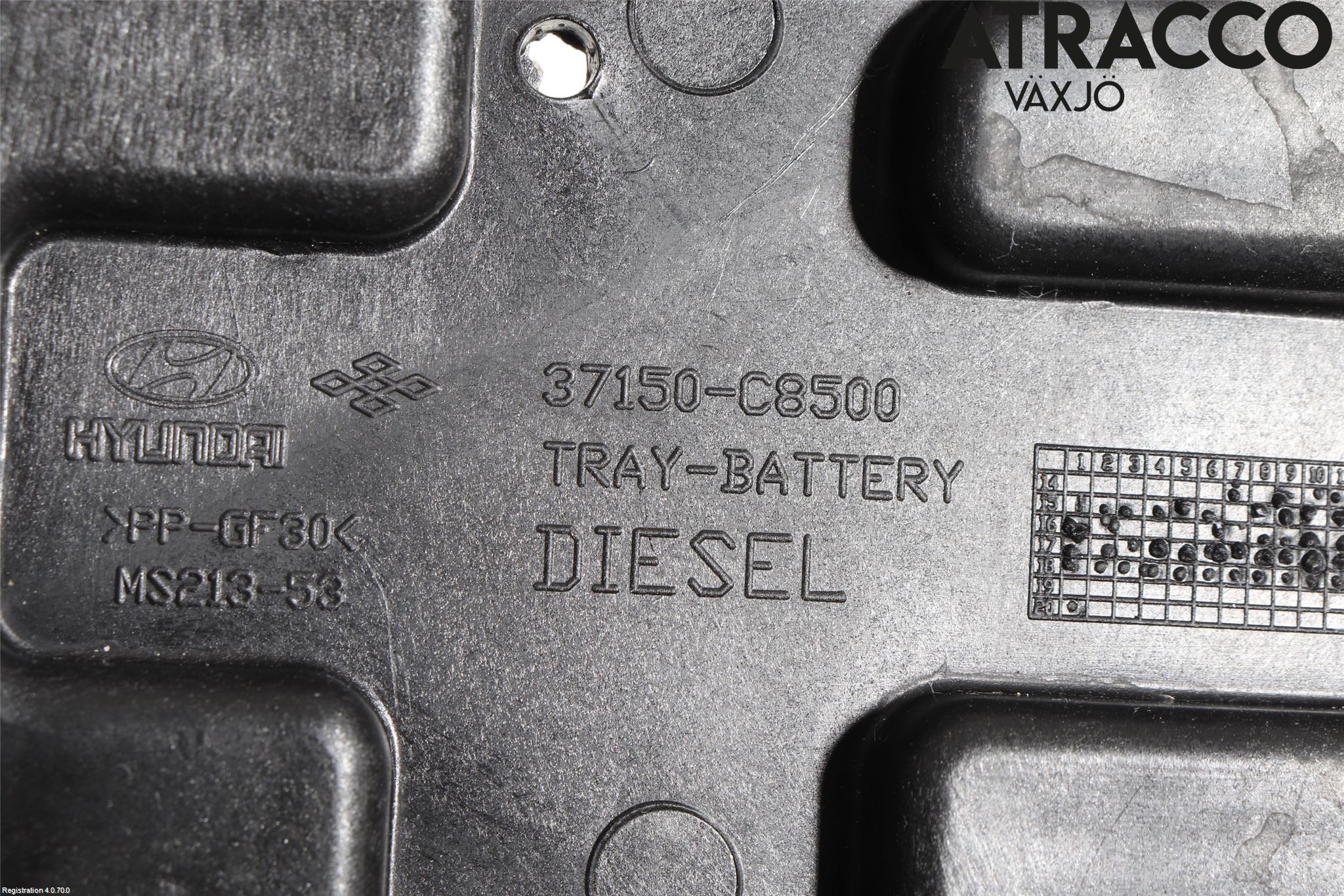 Hyundai i20 GB 15-20 Batterikasse - Feste - Holder