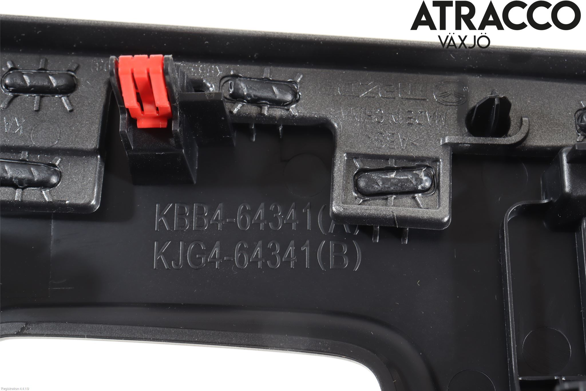 Mazda CX-60 22- Instrumentkonsoll Gulv