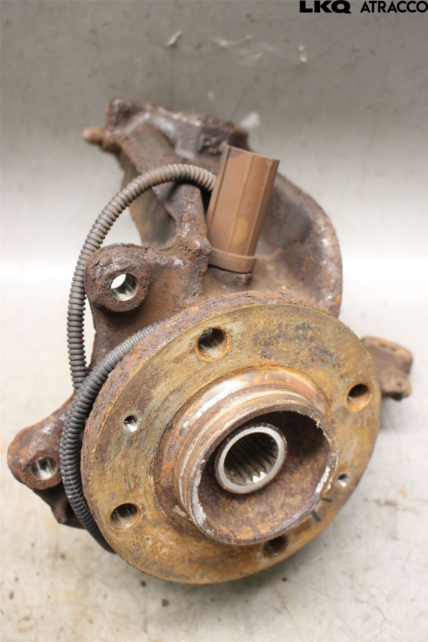 Peugeot 208 12-15 Spindel Vf