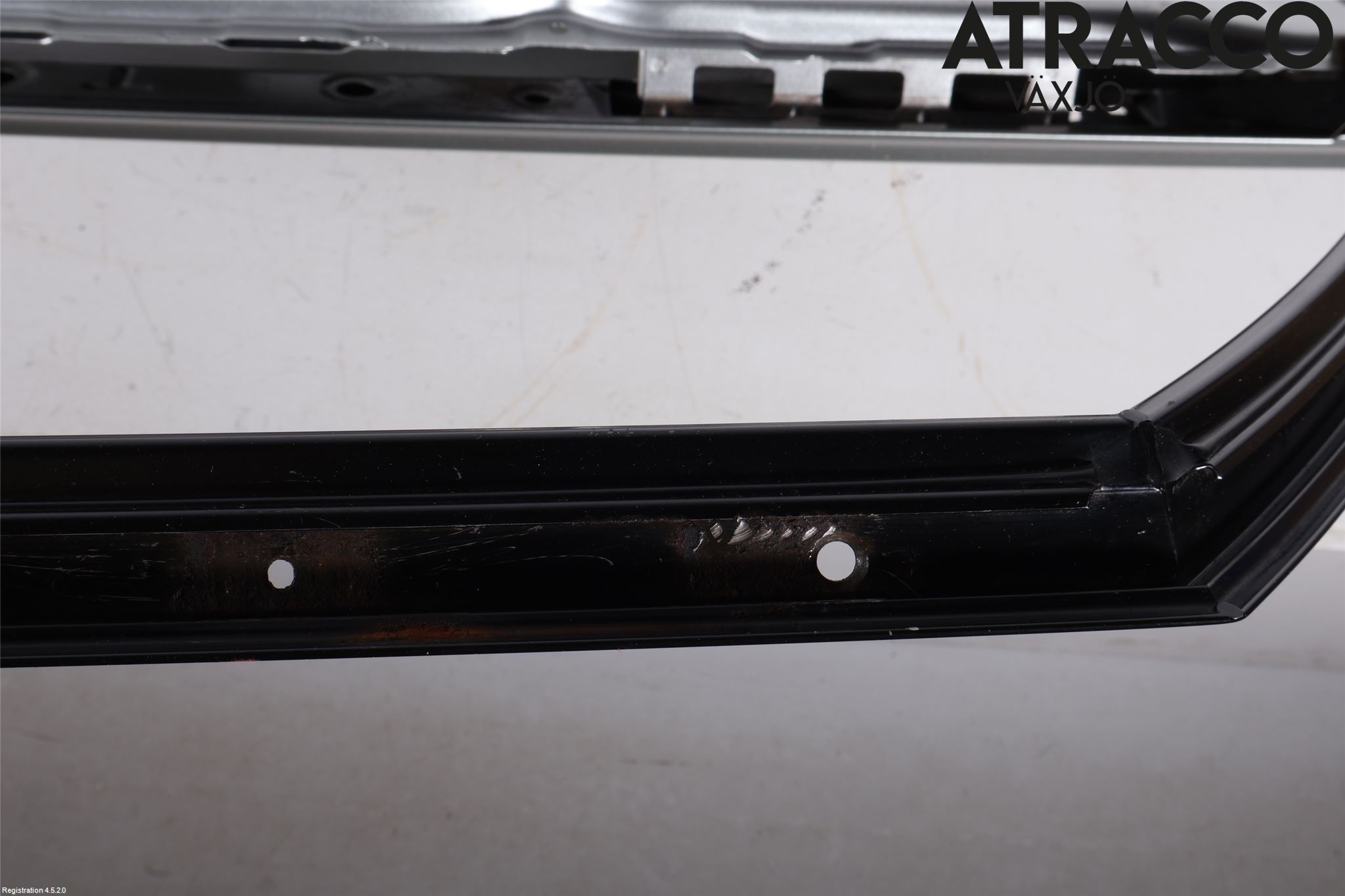 Toyota AVENSIS 03-06 Dør 4D Bak Venstre