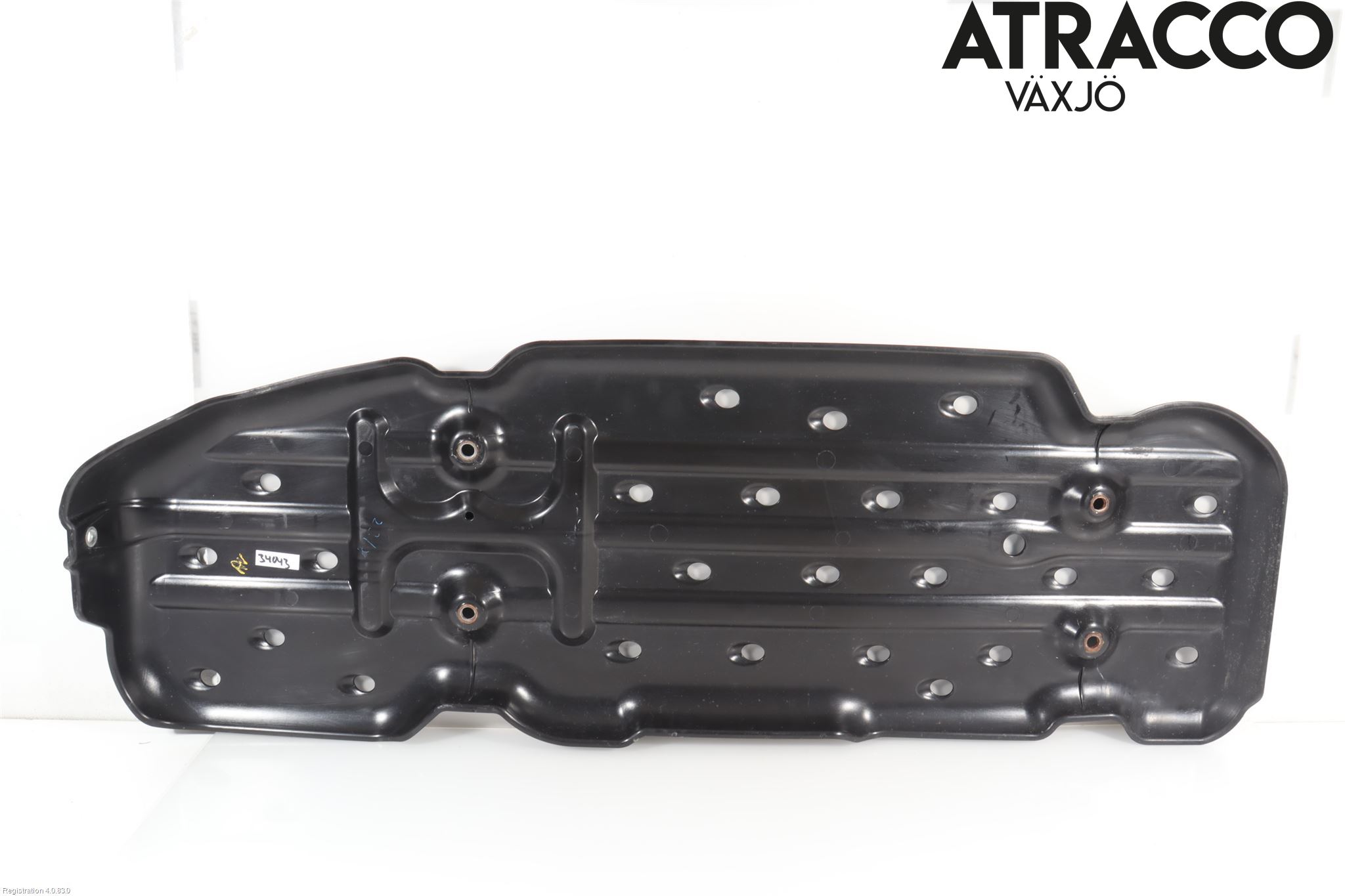 Toyota HILUX 16- Bunnplate U Motor-Gear-Dørk
