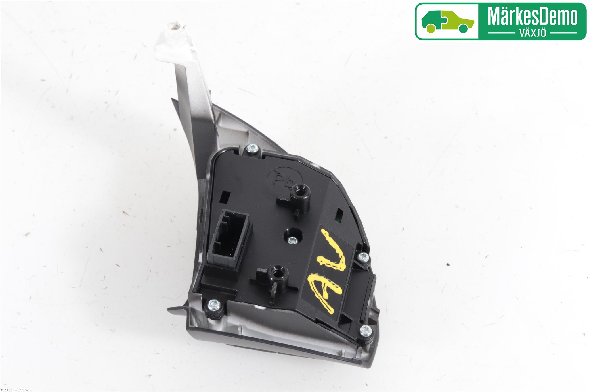 Hyundai KONA/ELECTRIC OS 18-23 Bryter Ratt Radio-Stereo