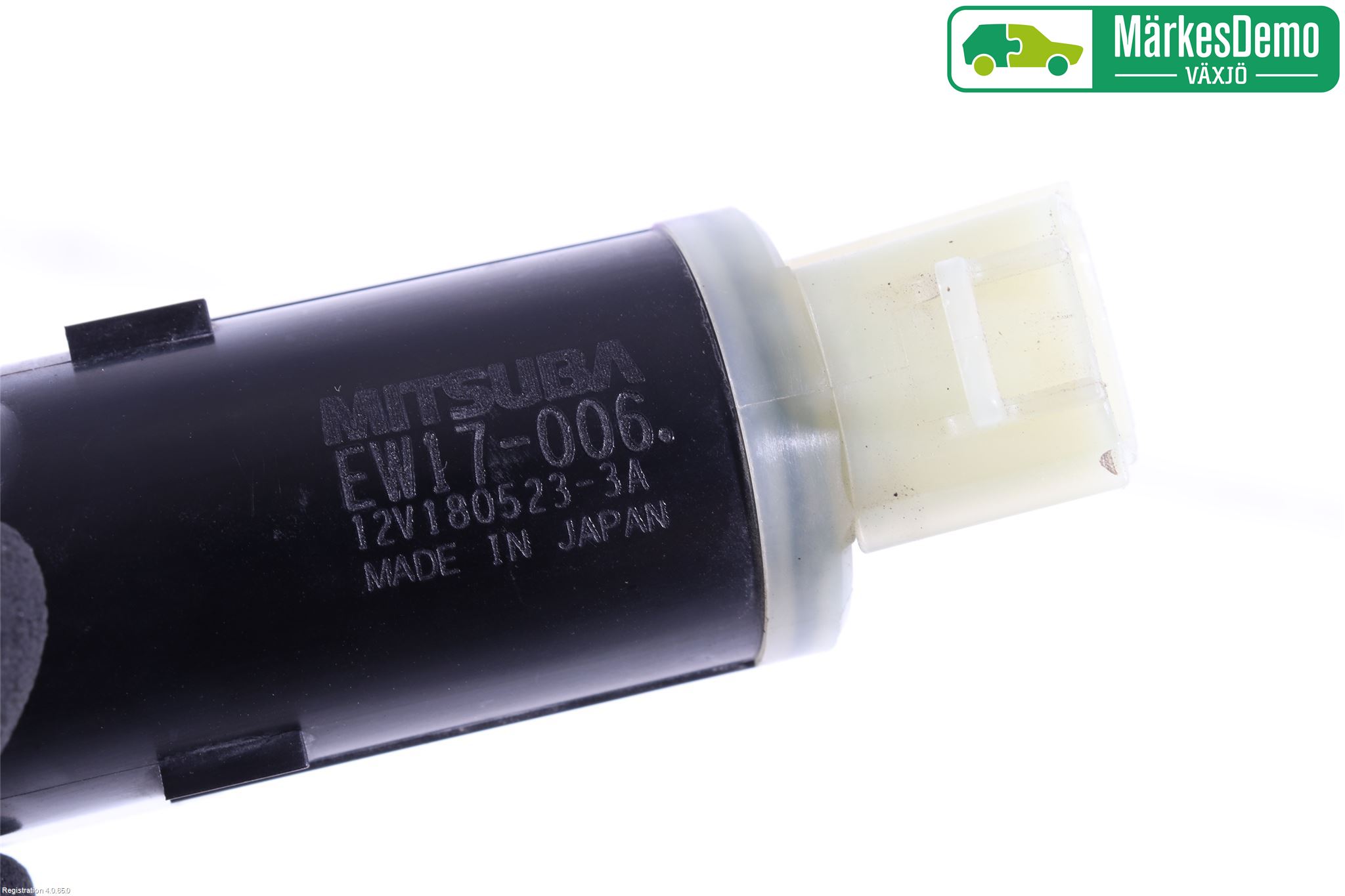 Suzuki SWIFT 17-24 Spylerpumpe Frontrute
