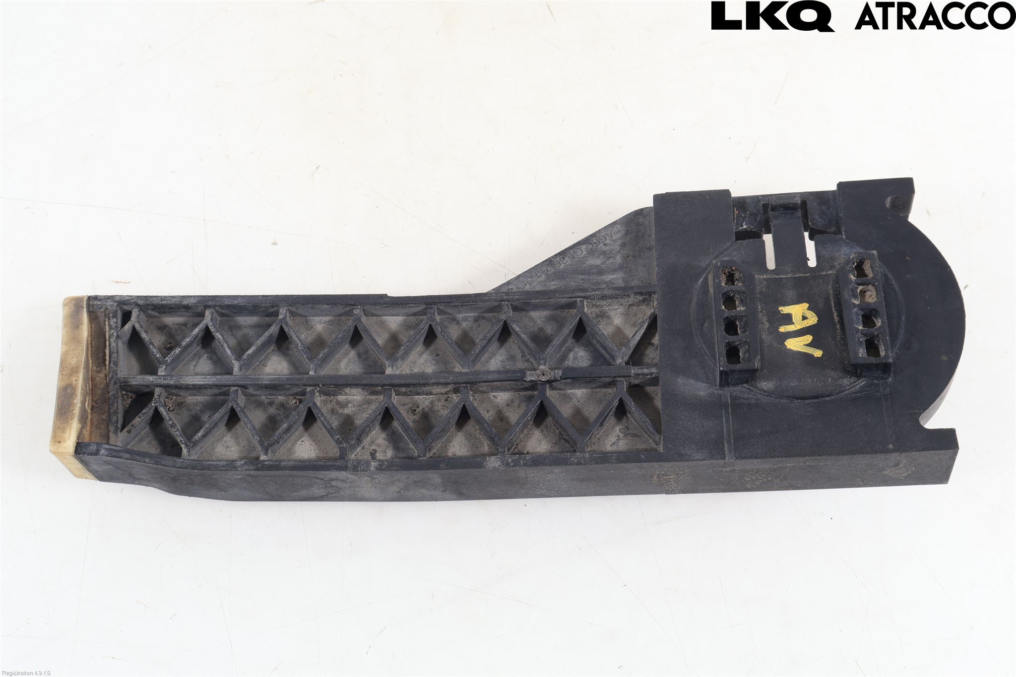 Mercedes-Benz MB GLA-KLASS (X156) 13-20 Radiator Feste - Ramme - Bjelk