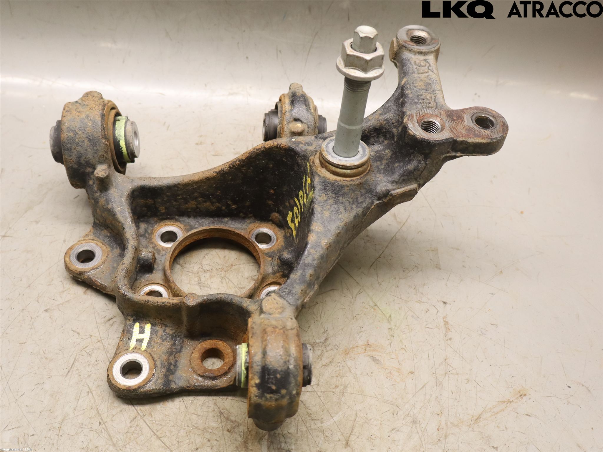 Toyota COROLLA CROSS XG10 22- Spindel Hb
