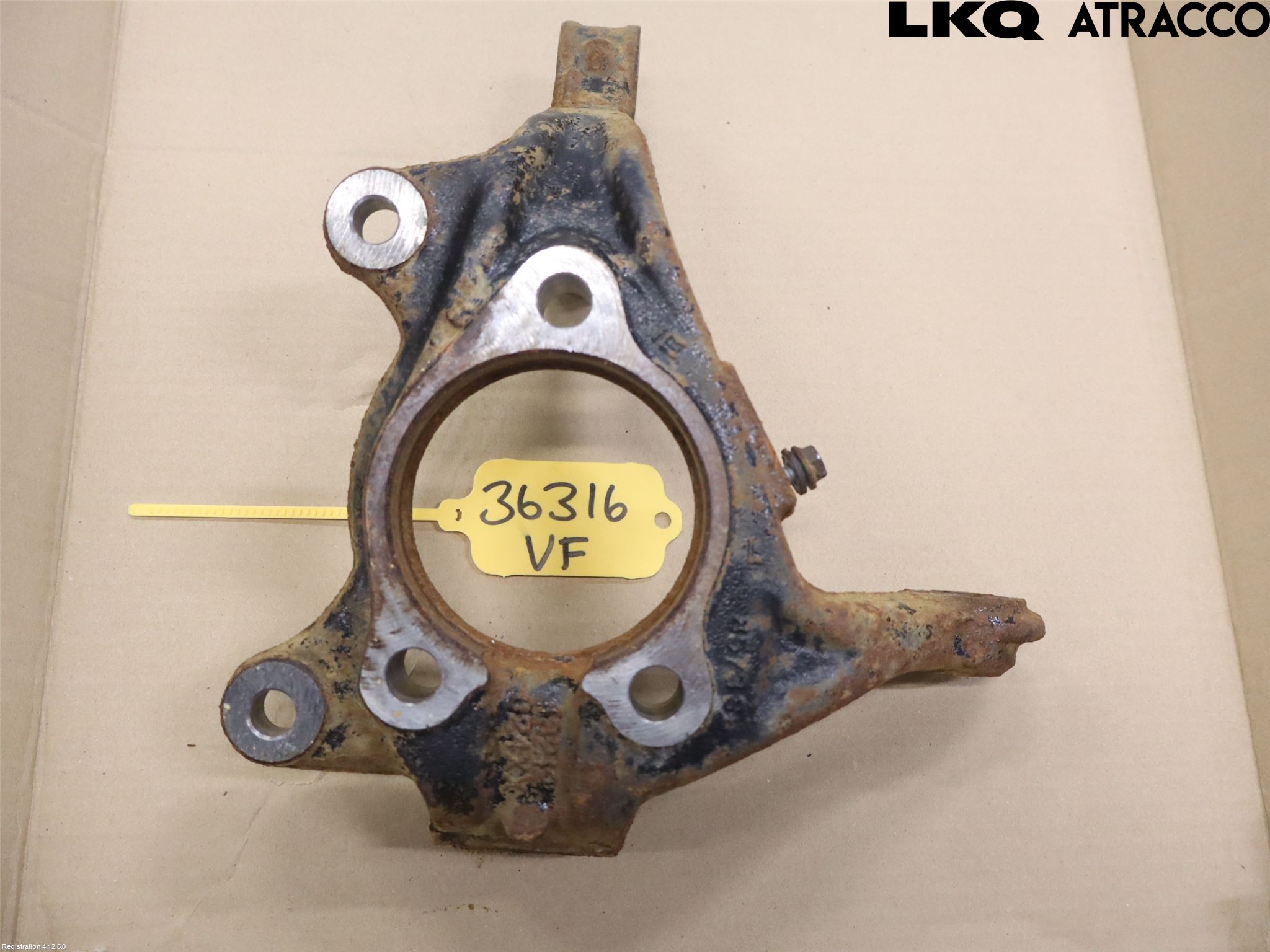 Toyota COROLLA 19- Spindel Vf