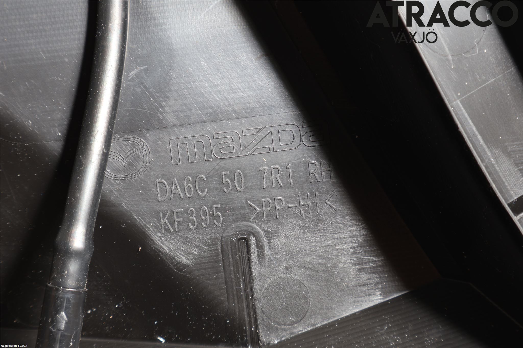Mazda 2 (DJ) 15-22 Visker Deksel-Grill-Under Frr