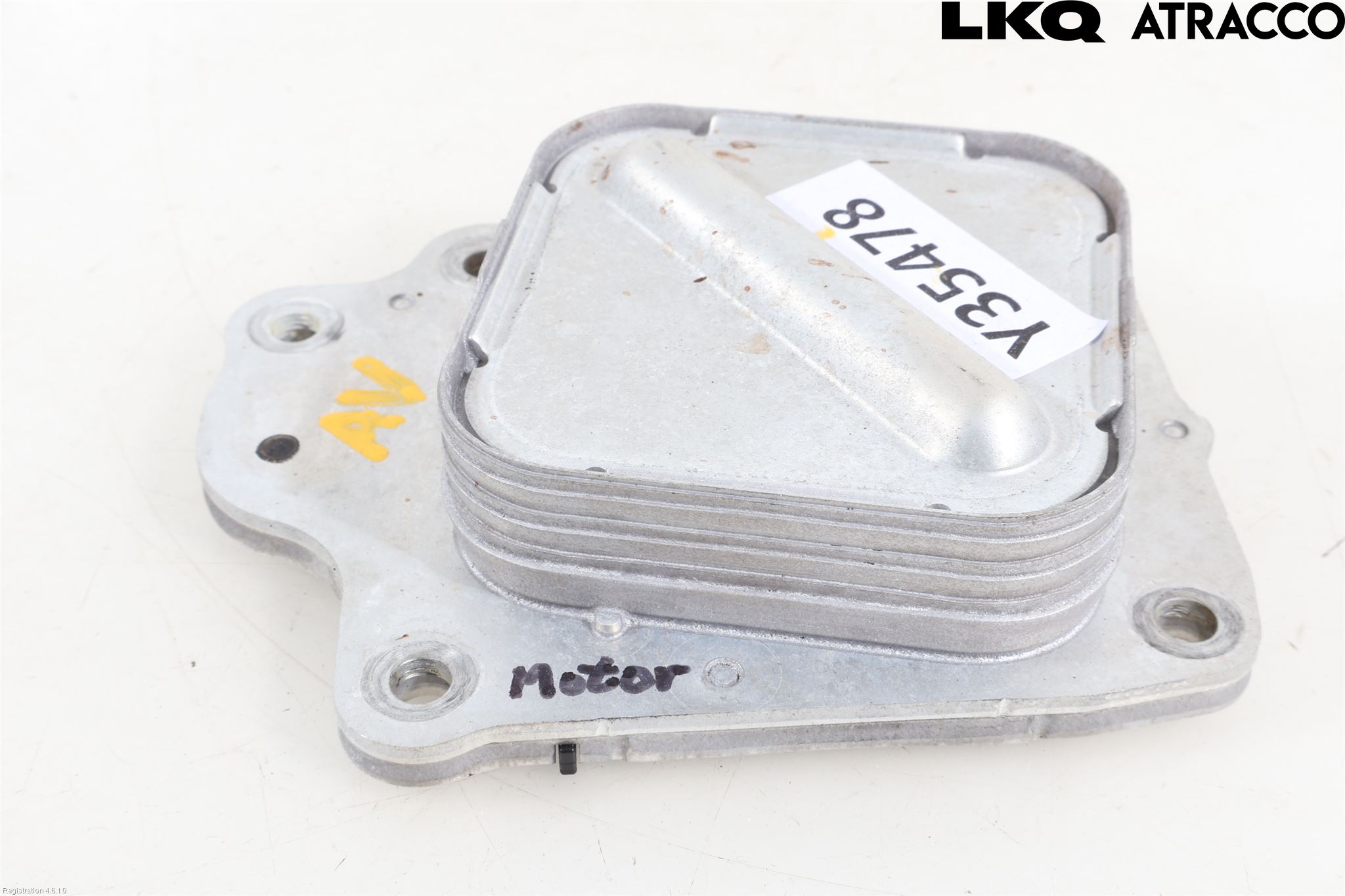 Suzuki SX4 S-CROSS 22- Radiator Oljekjøler Motor