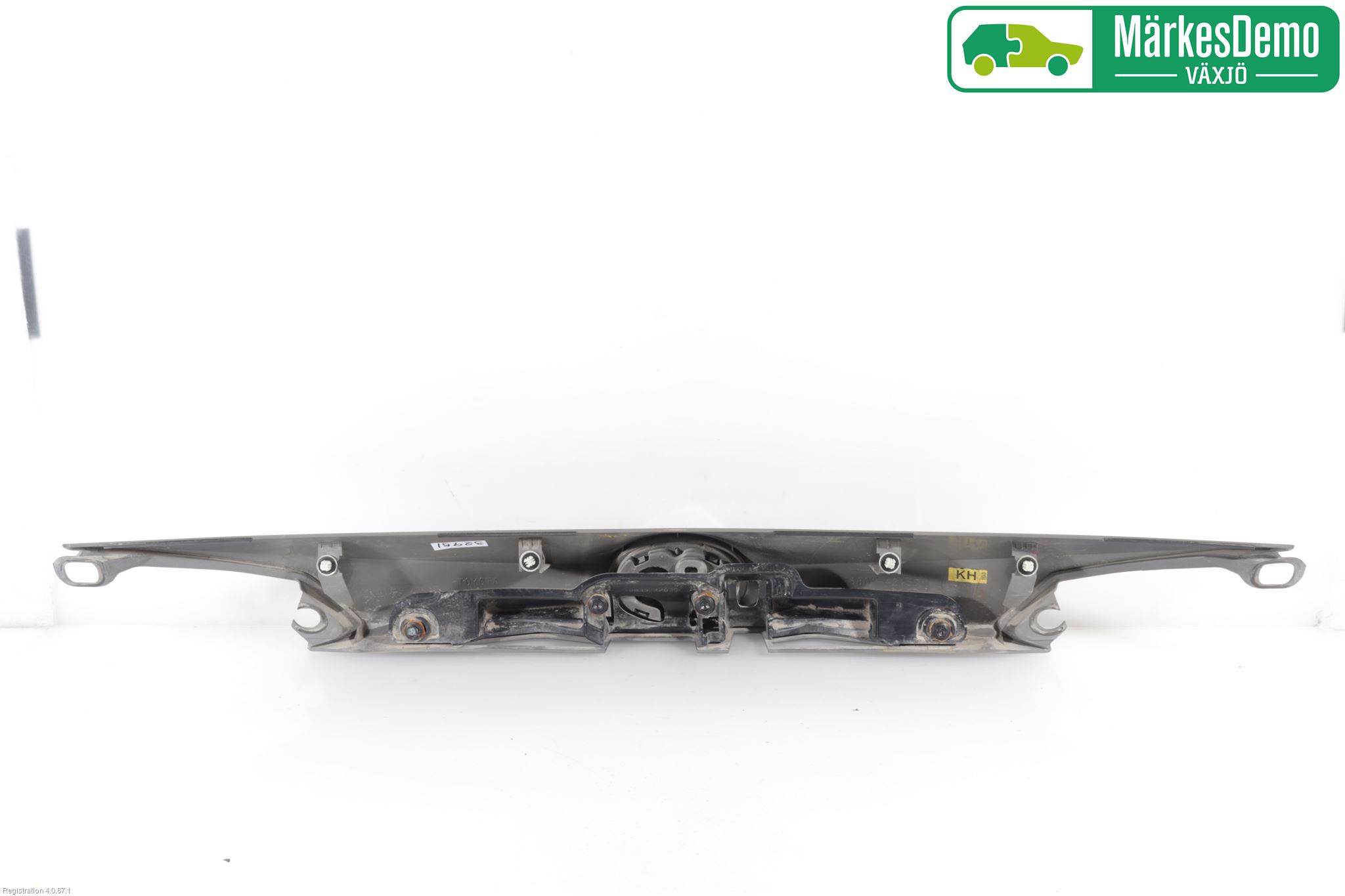 Toyota RAV4 13-18 Refleksplate - Skiltplate
