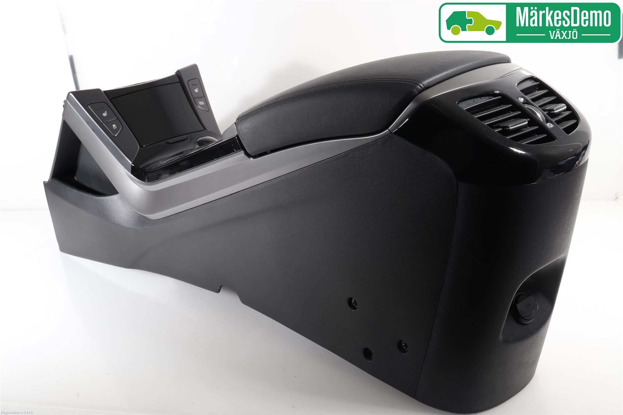 Hyundai i40 16-18 Instrumentkonsoll Gulv