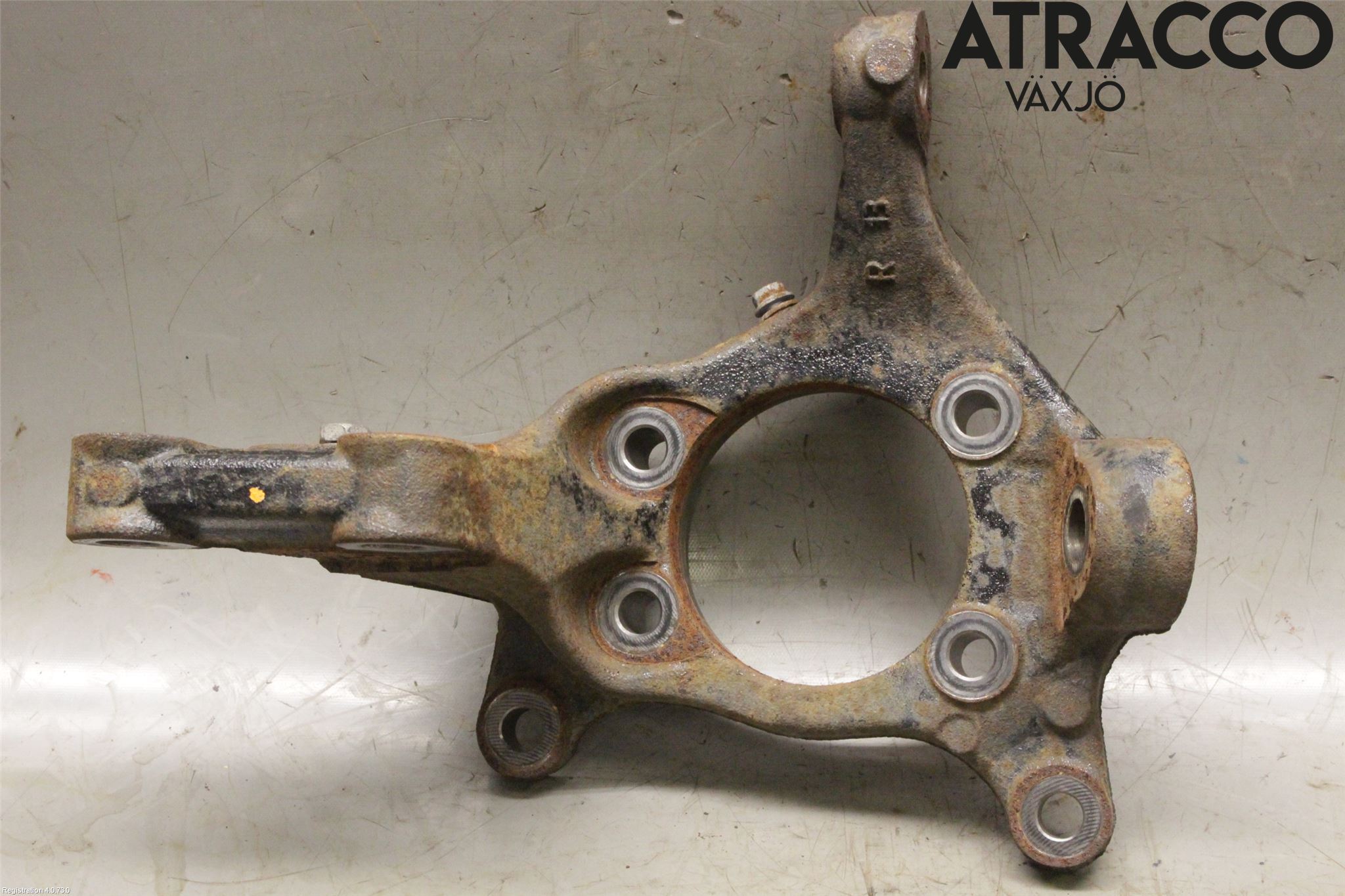 Toyota RAV4 13-18 Spindel Hf