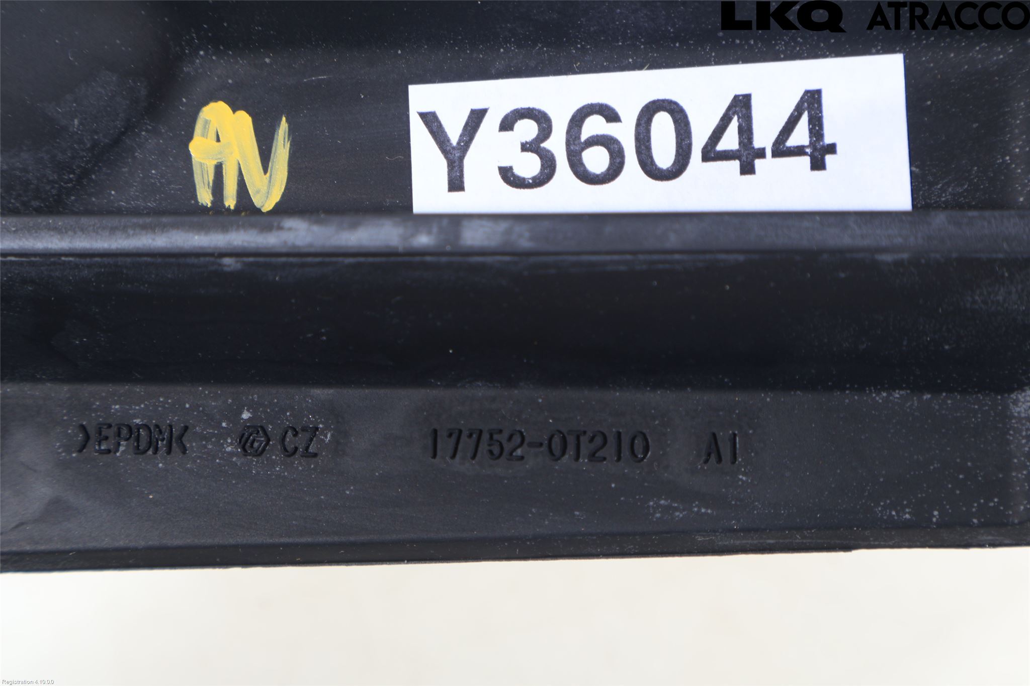 Toyota COROLLA 19- Forg-Belg-Rør Mot Luftr