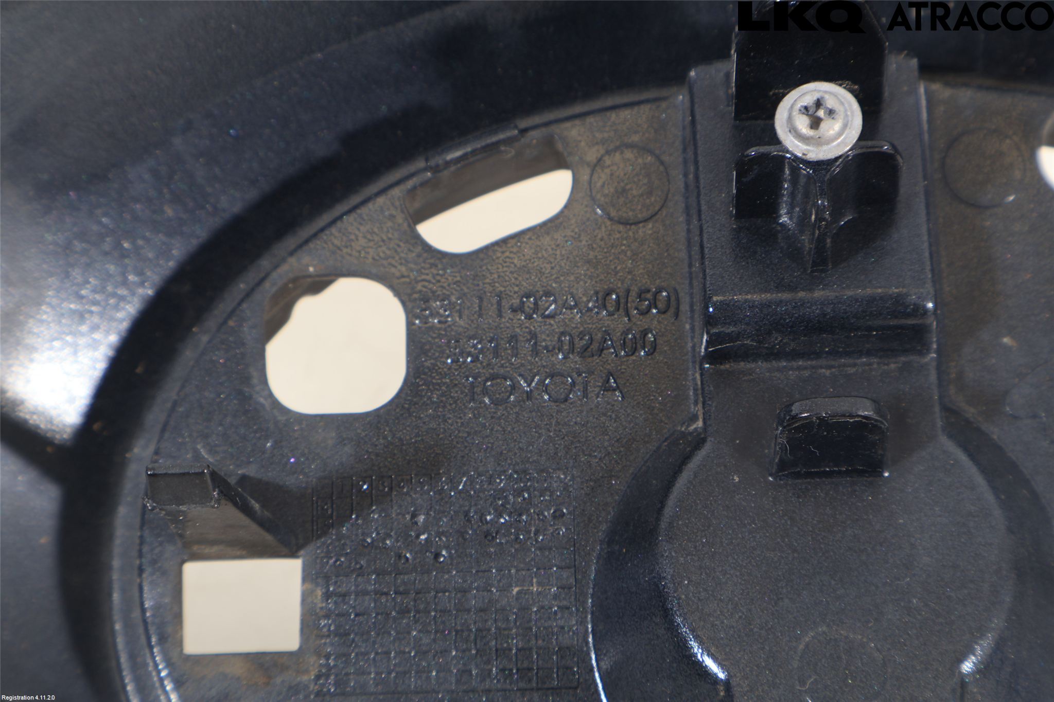 Toyota AURIS 13-19 Grilldel Midt
