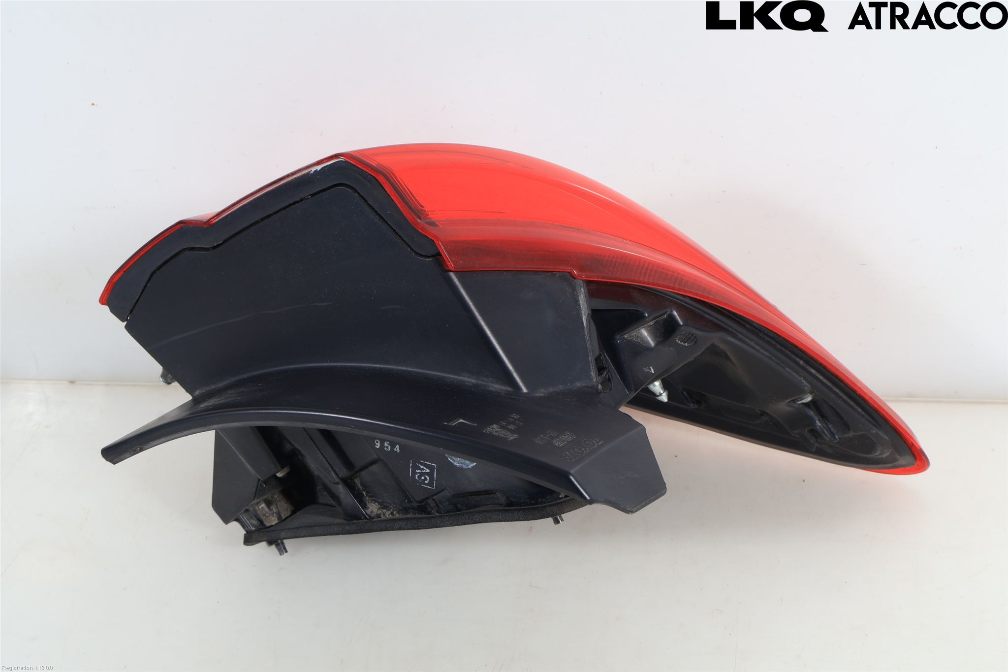Toyota YARIS XP130 15-20 Baklykt Venstre
