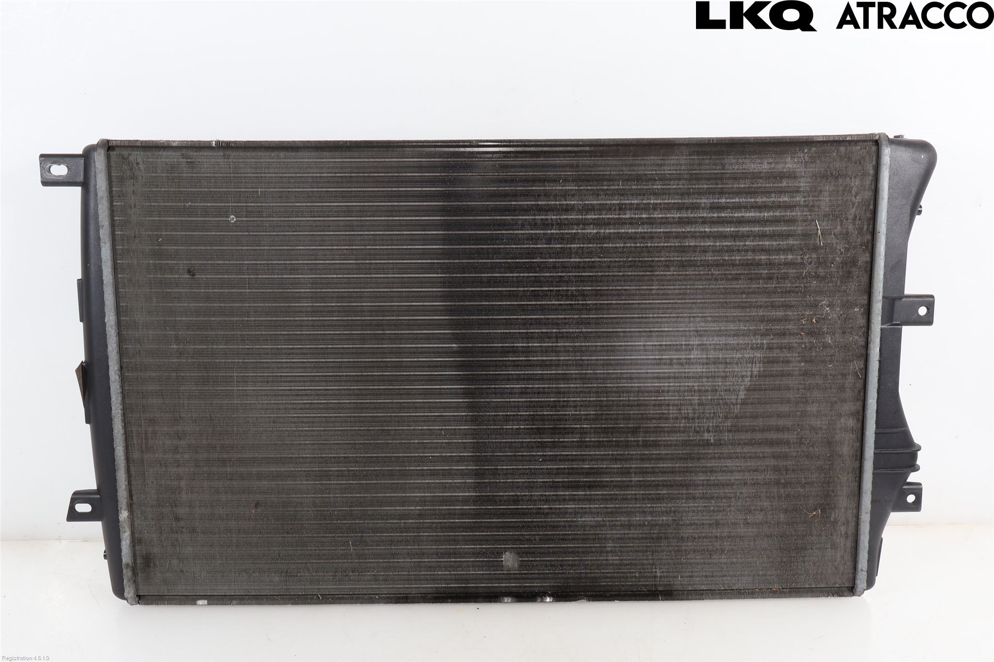 Volkswagen VW CADDY      04-10 Radiator Manuell