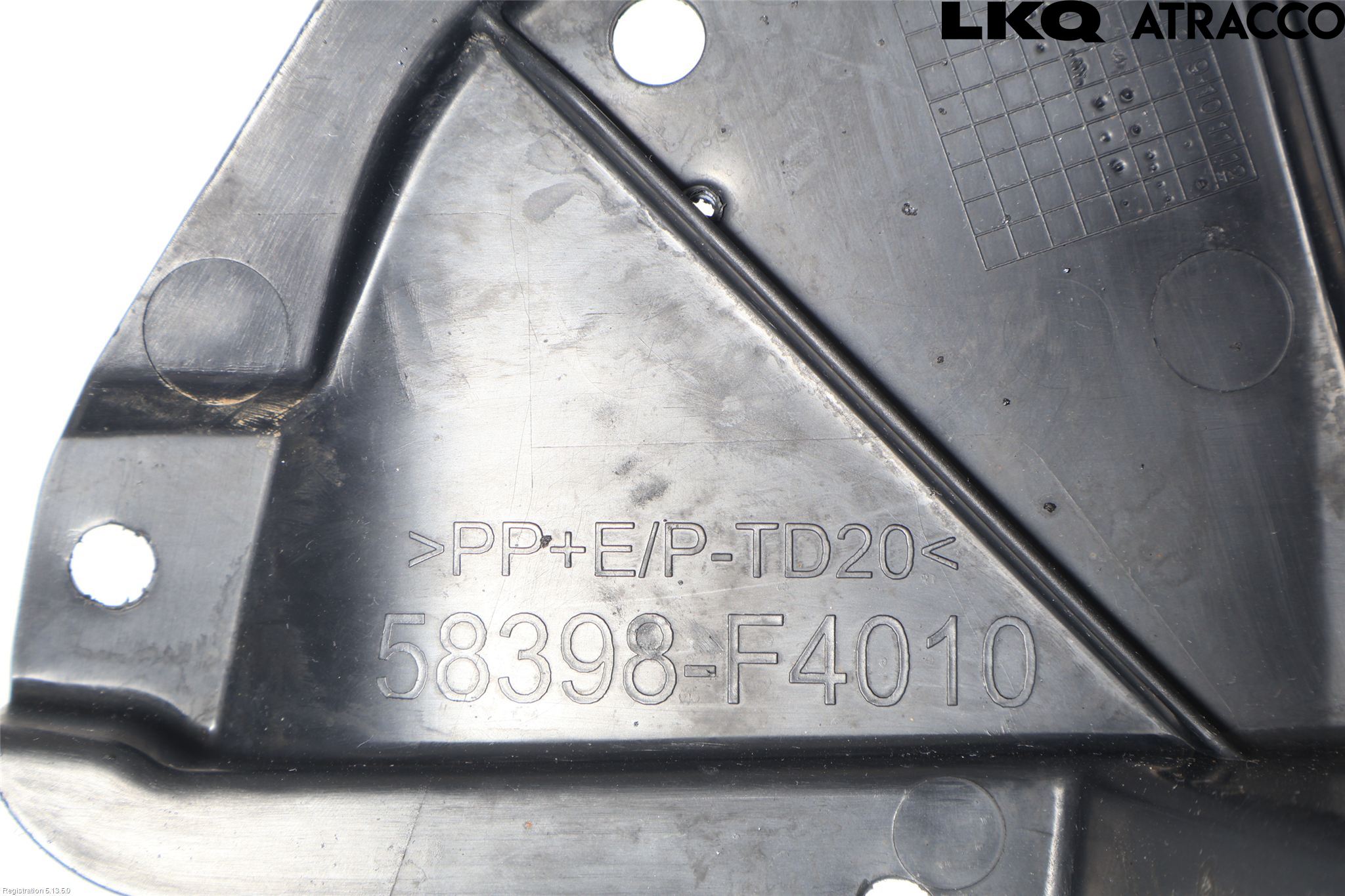 Toyota C-HR 16-23 Bunnplate U Motor-Gear-Dørk
