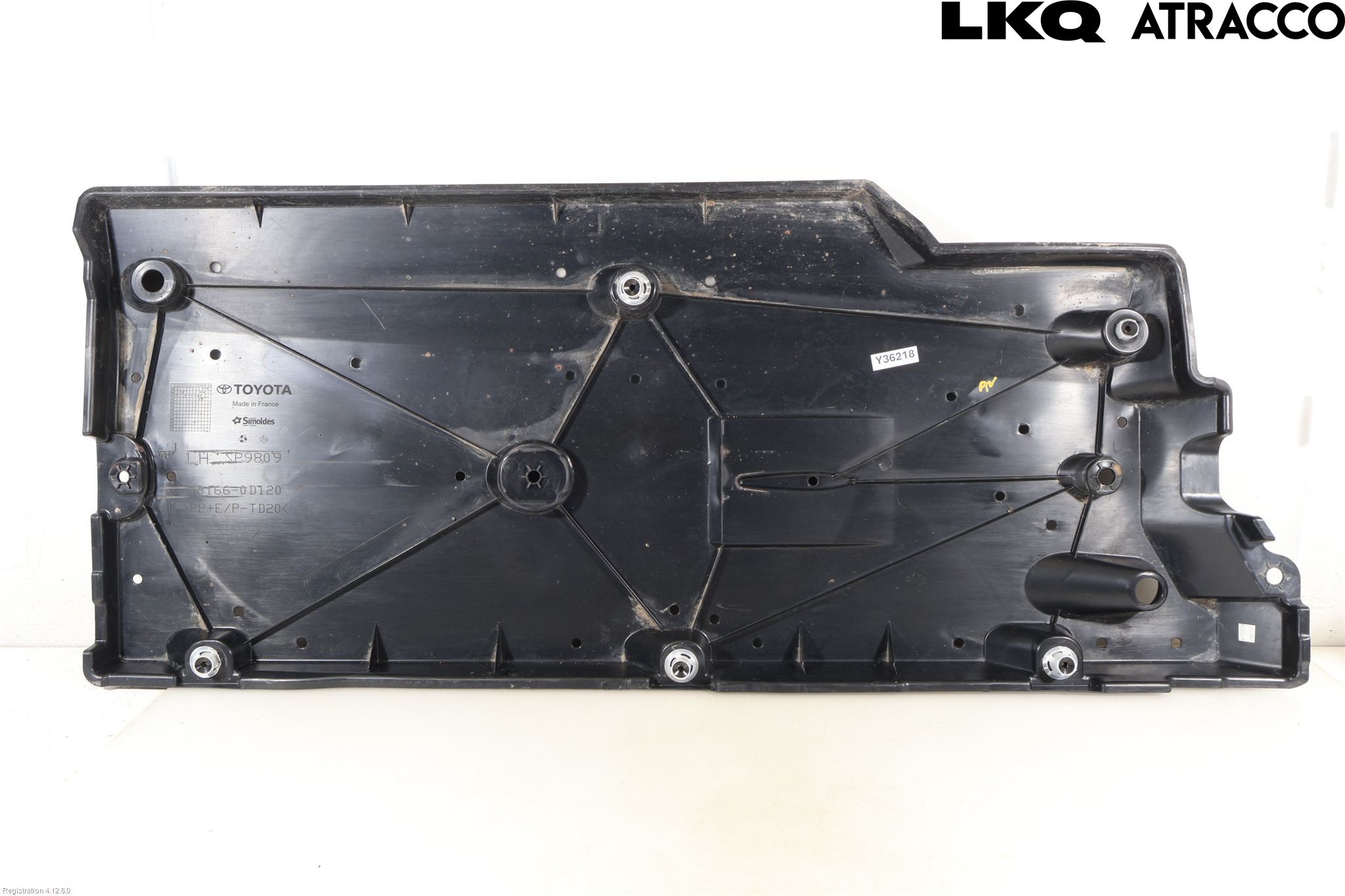 Toyota YARIS CROSS XP21 21- Bunnplate U Motor-Gear-Dørk