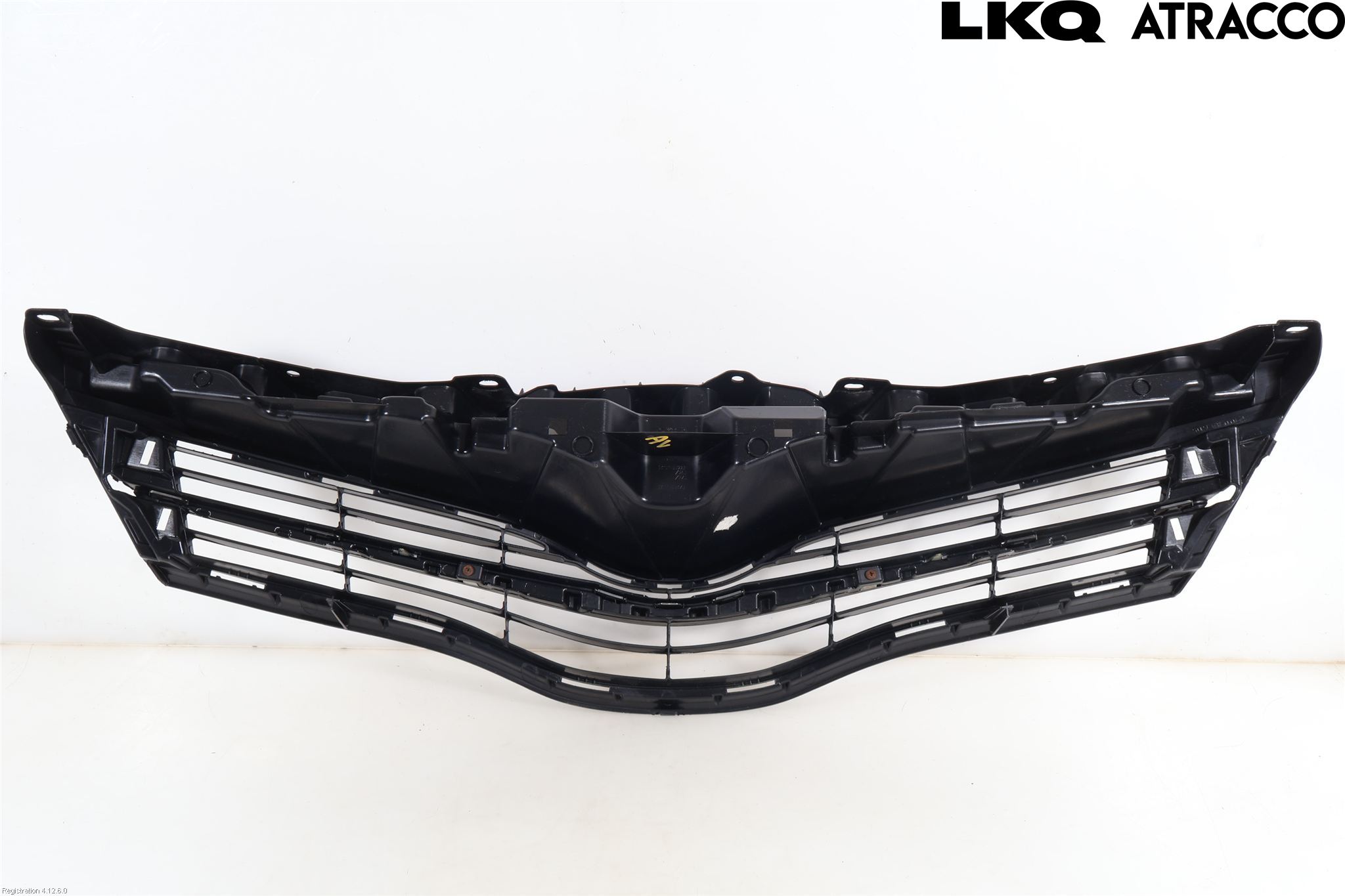 Toyota YARIS XP130 12-14 Grill Komplett