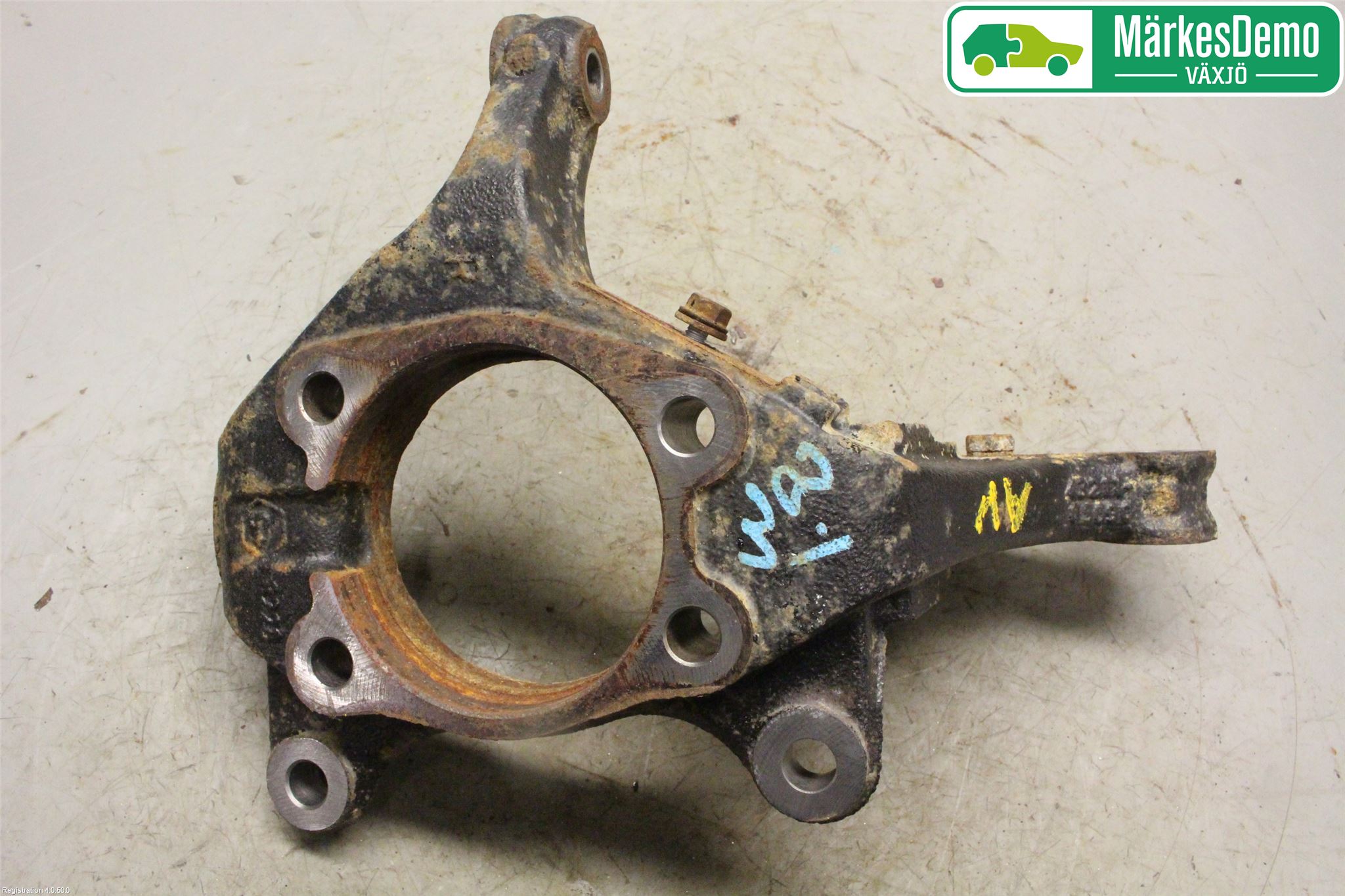 Toyota AVENSIS 16-18 Spindel Hf
