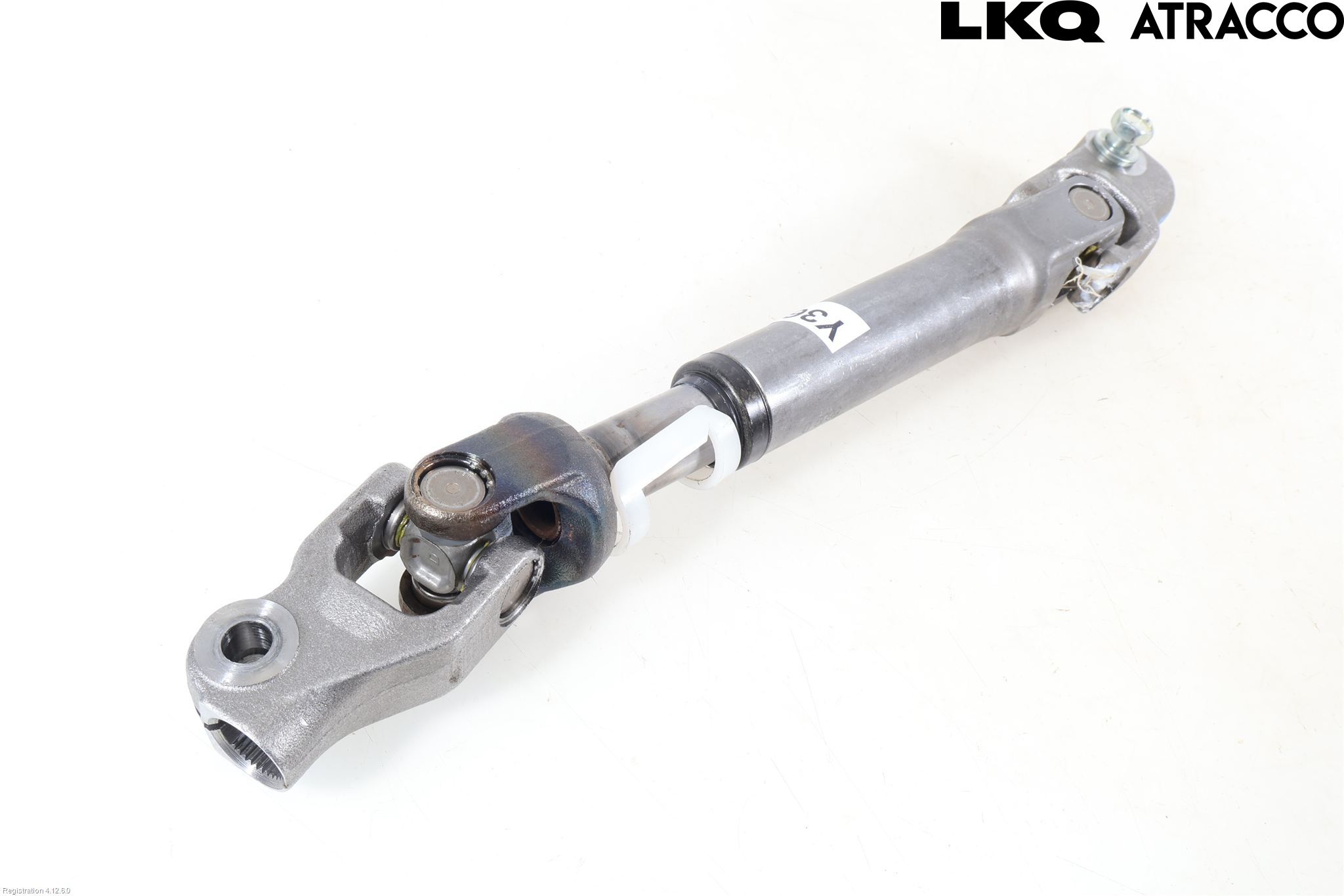 Lexus LBX 24- Rattaksel