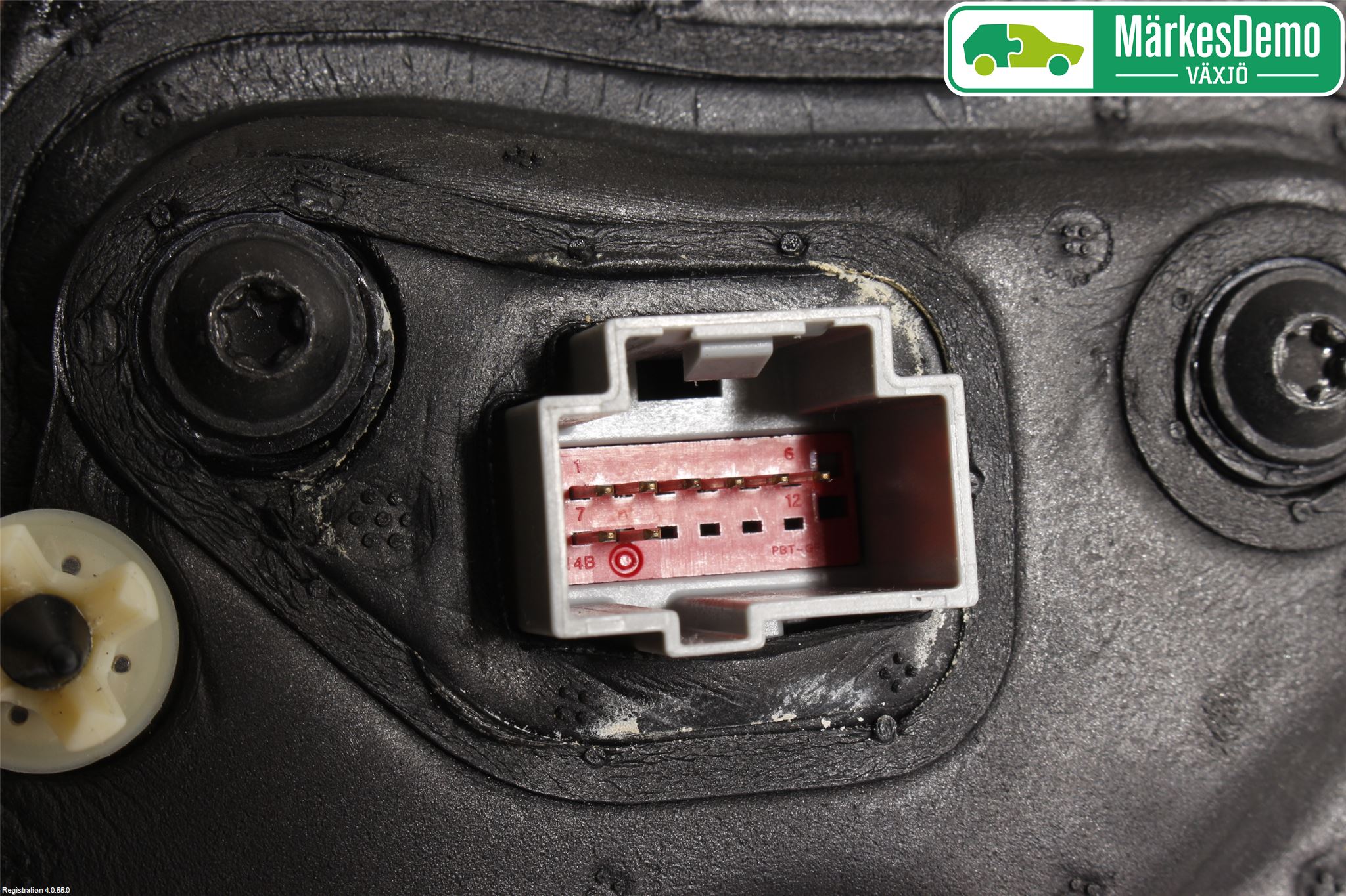 Ford FOCUS 19- Speil V M-El Justering