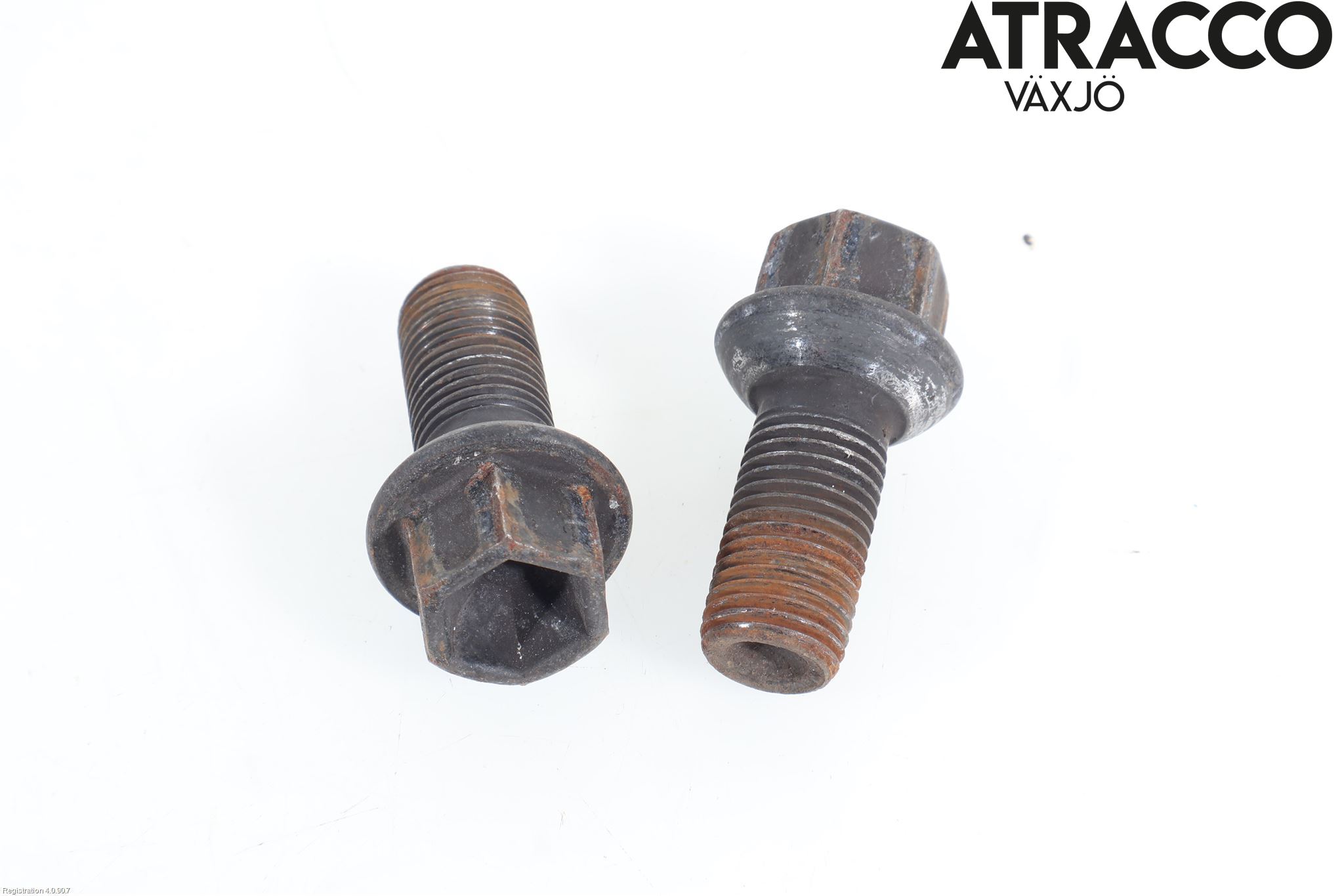 Mercedes-Benz MB C-KLASS (W204) 07-15 Hjulmutter - Bolt - Sett