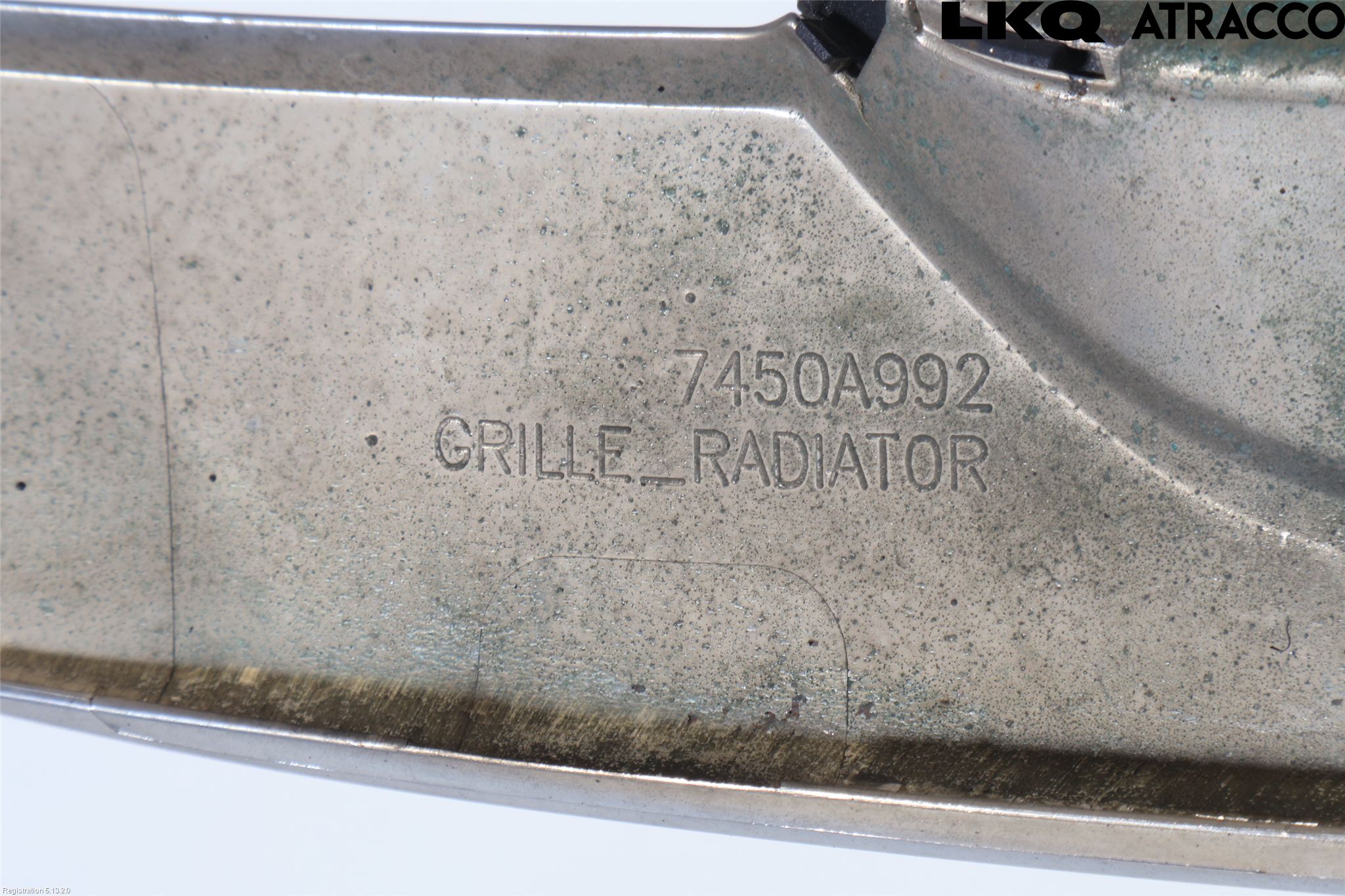 Mitsubishi OUTLANDER 13-21 Grill Komplett