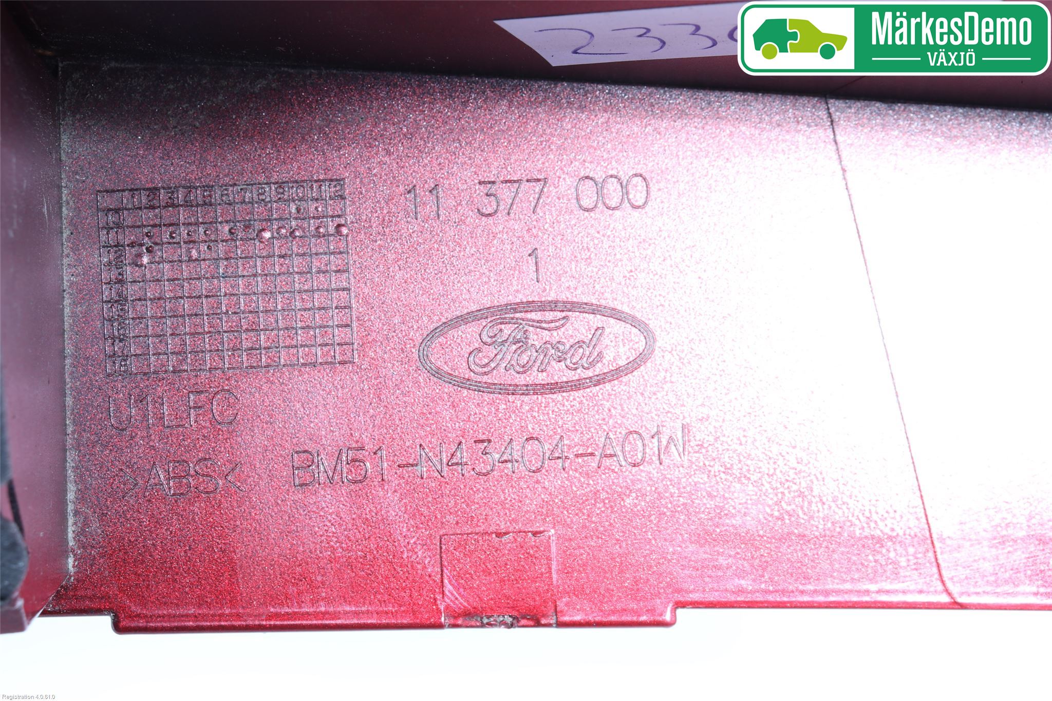 Ford FOCUS 11-14 Refleksplate - Skiltplate