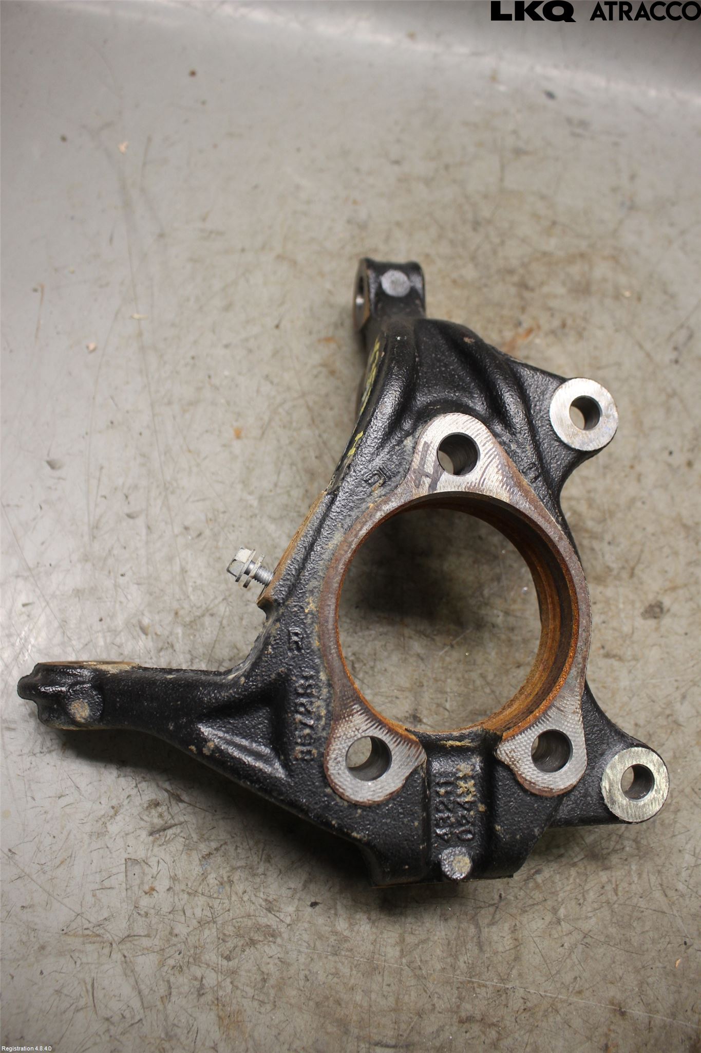 Toyota YARIS CROSS XP21 21- Spindel Hf