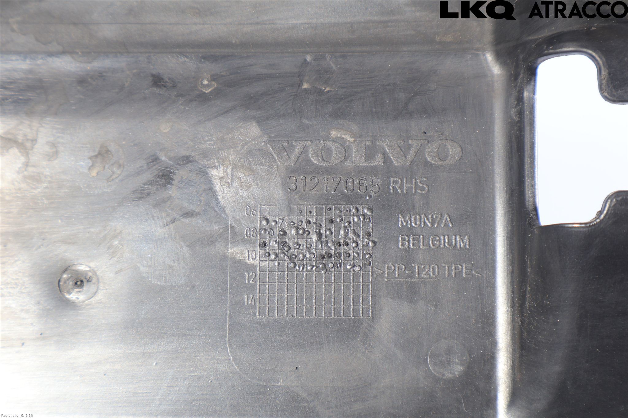 Volvo V70 08-13 Luftstyring Front