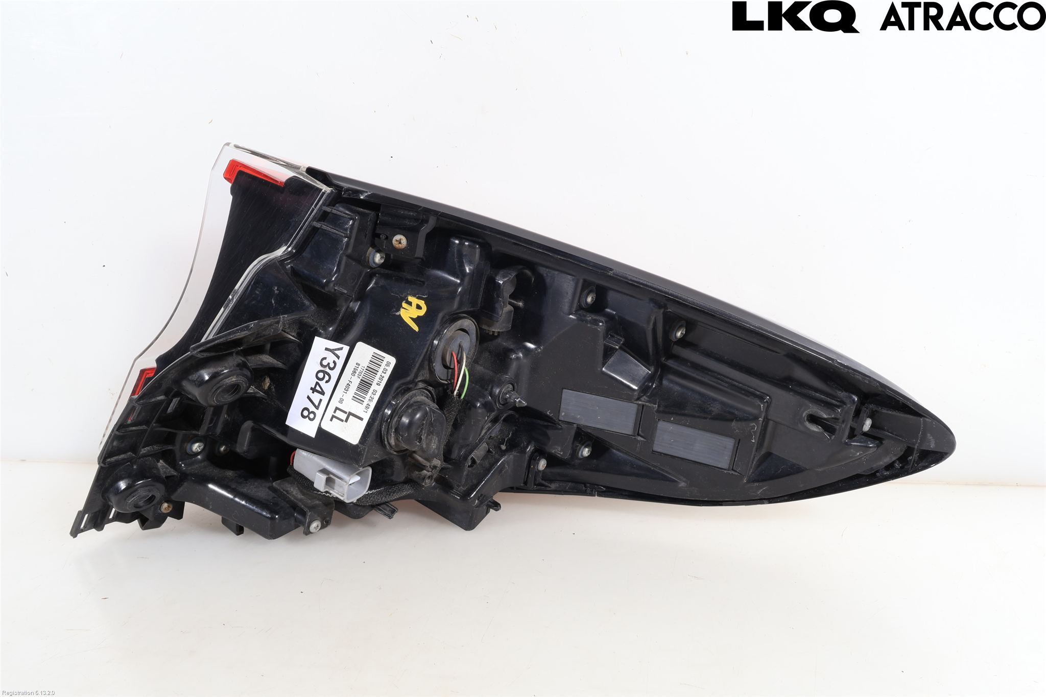 Toyota C-HR 16-23 Baklykt Venstre