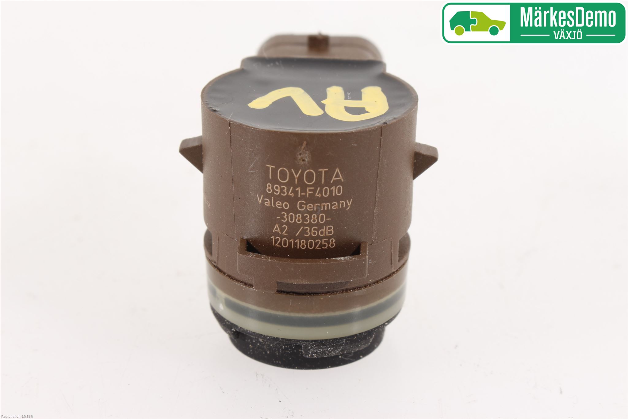 Toyota C-HR 16-23 Sensor Parkering Front