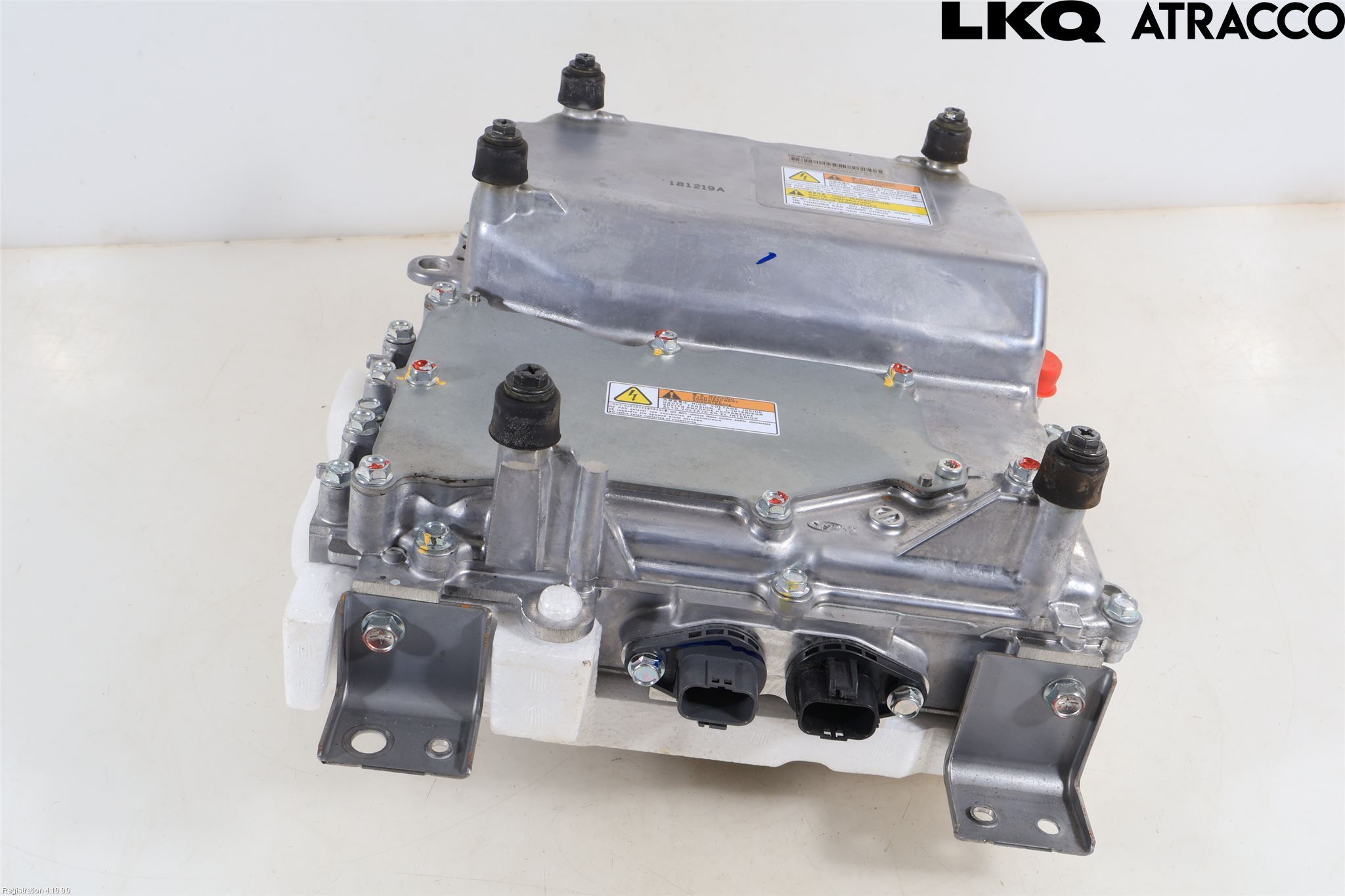 Mitsubishi OUTLANDER 13-21 Hybridconverter
