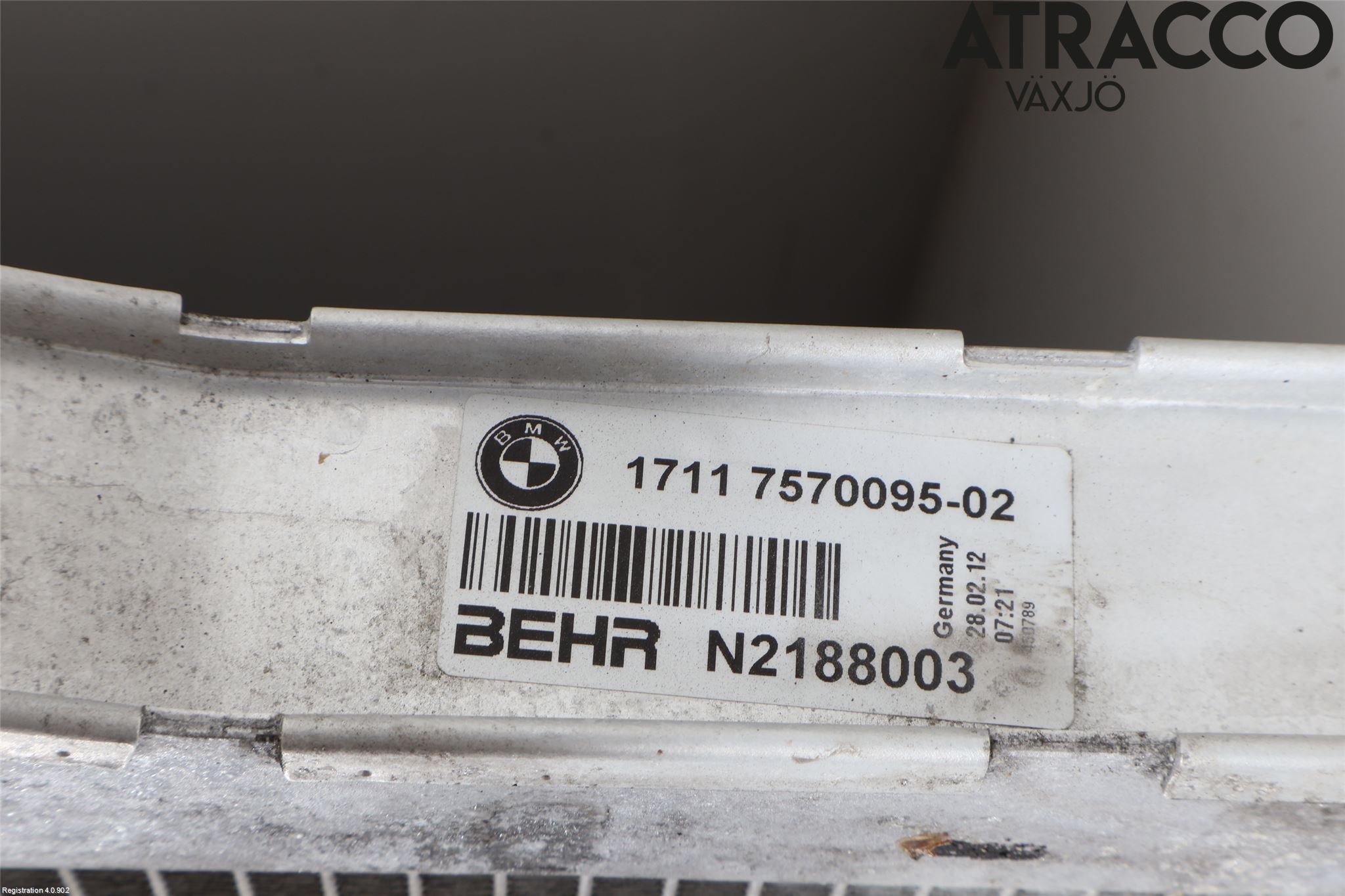 BMW 5 F10/F11/F18 09-17 Radiator Automat