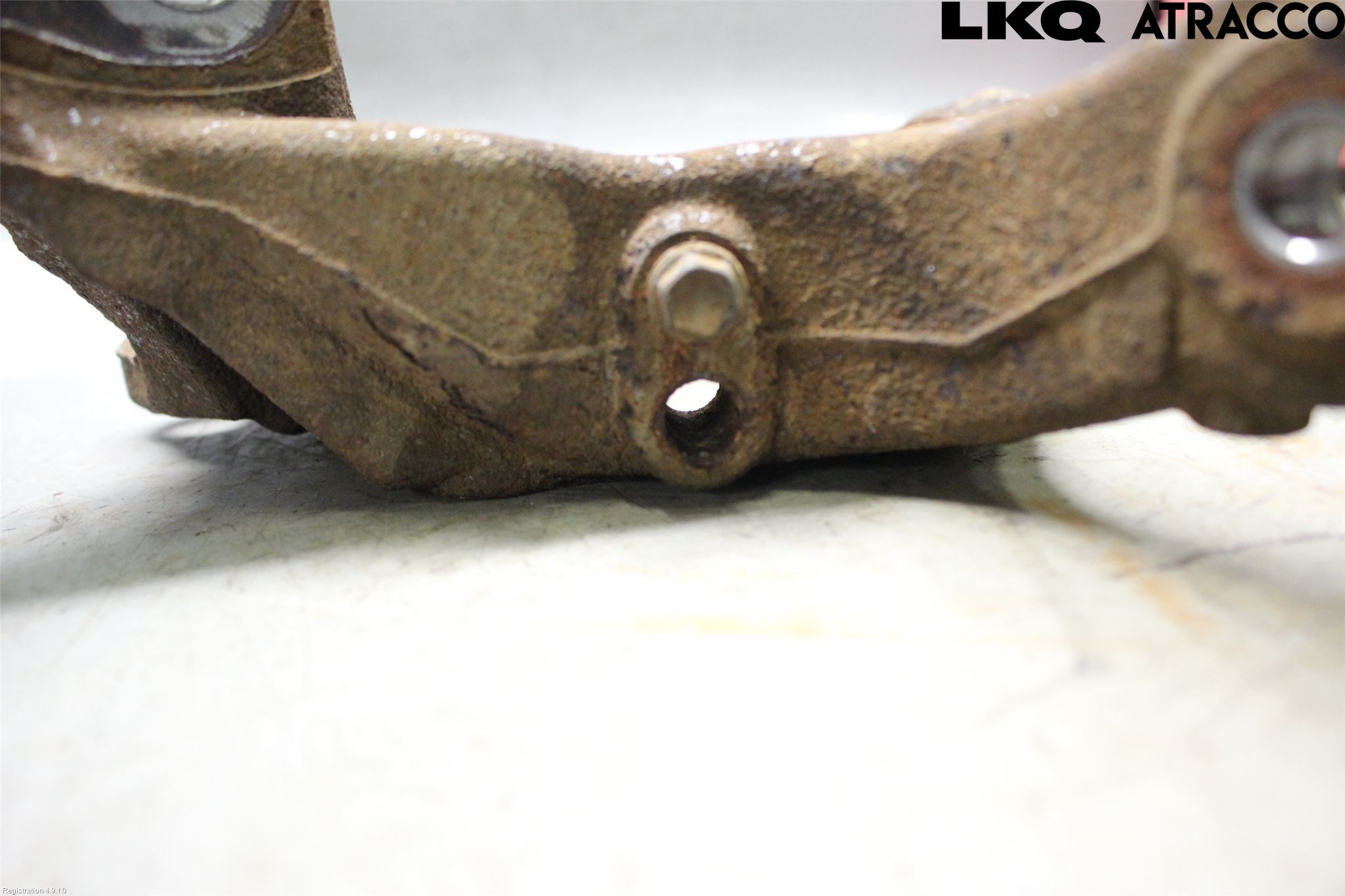 Toyota CAMRY 19-24 Spindel Vf
