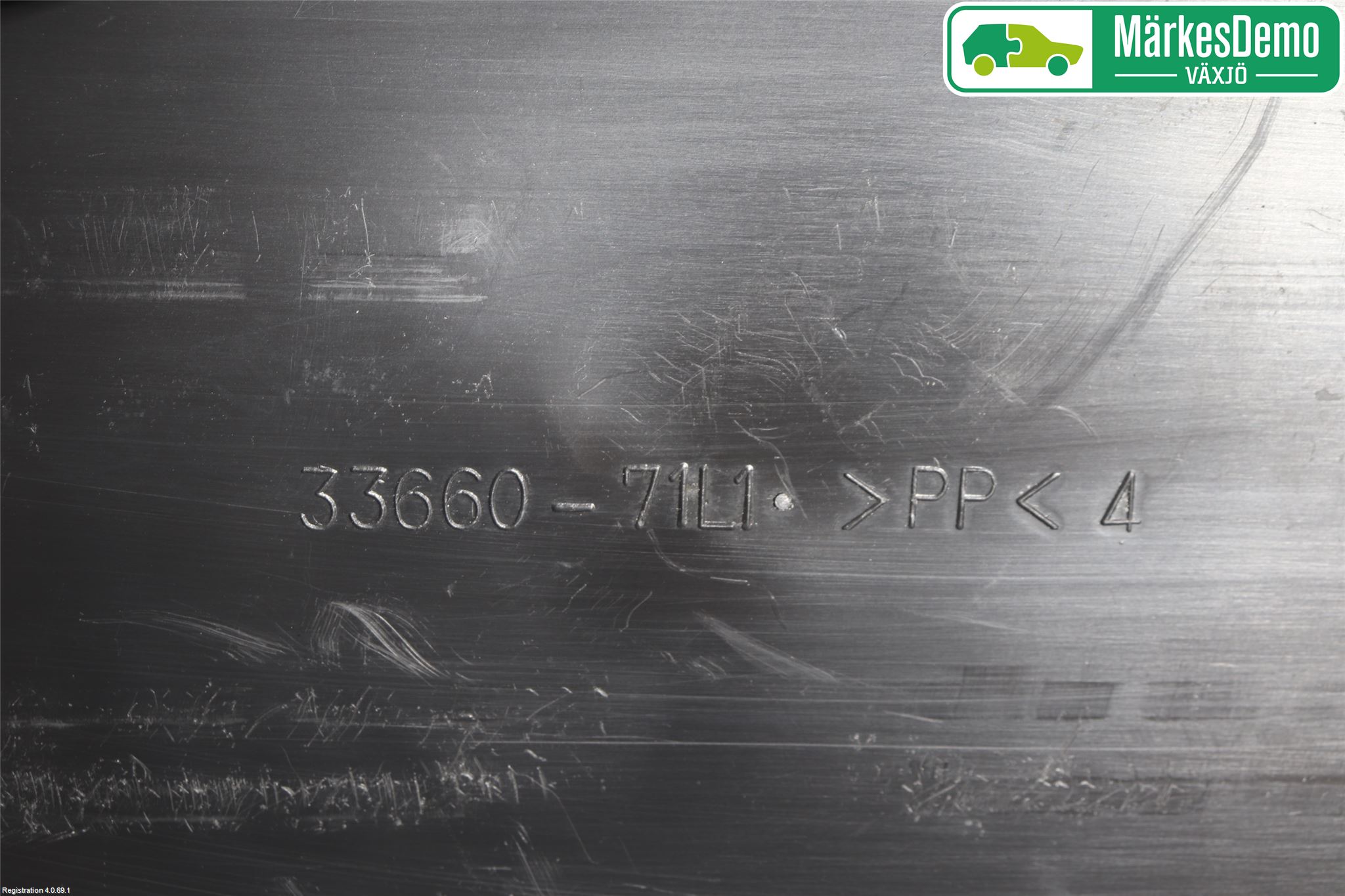 Suzuki JIMNY 81-21 Batterikasse - Feste - Holder