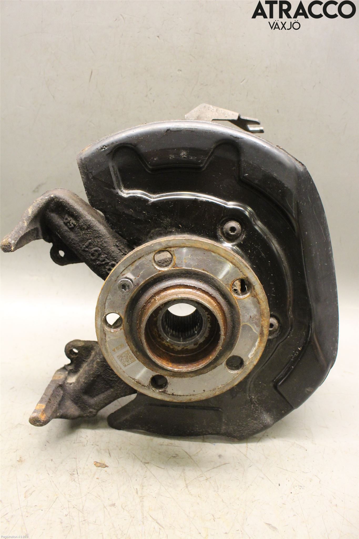Volkswagen VW POLO VI 18->> Spindel Vf