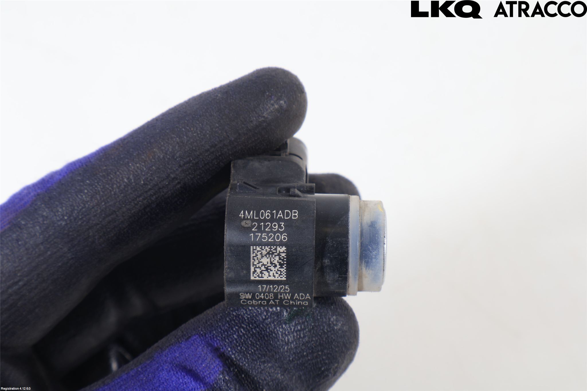 Toyota AURIS 13-19 Sensor Parkering Front