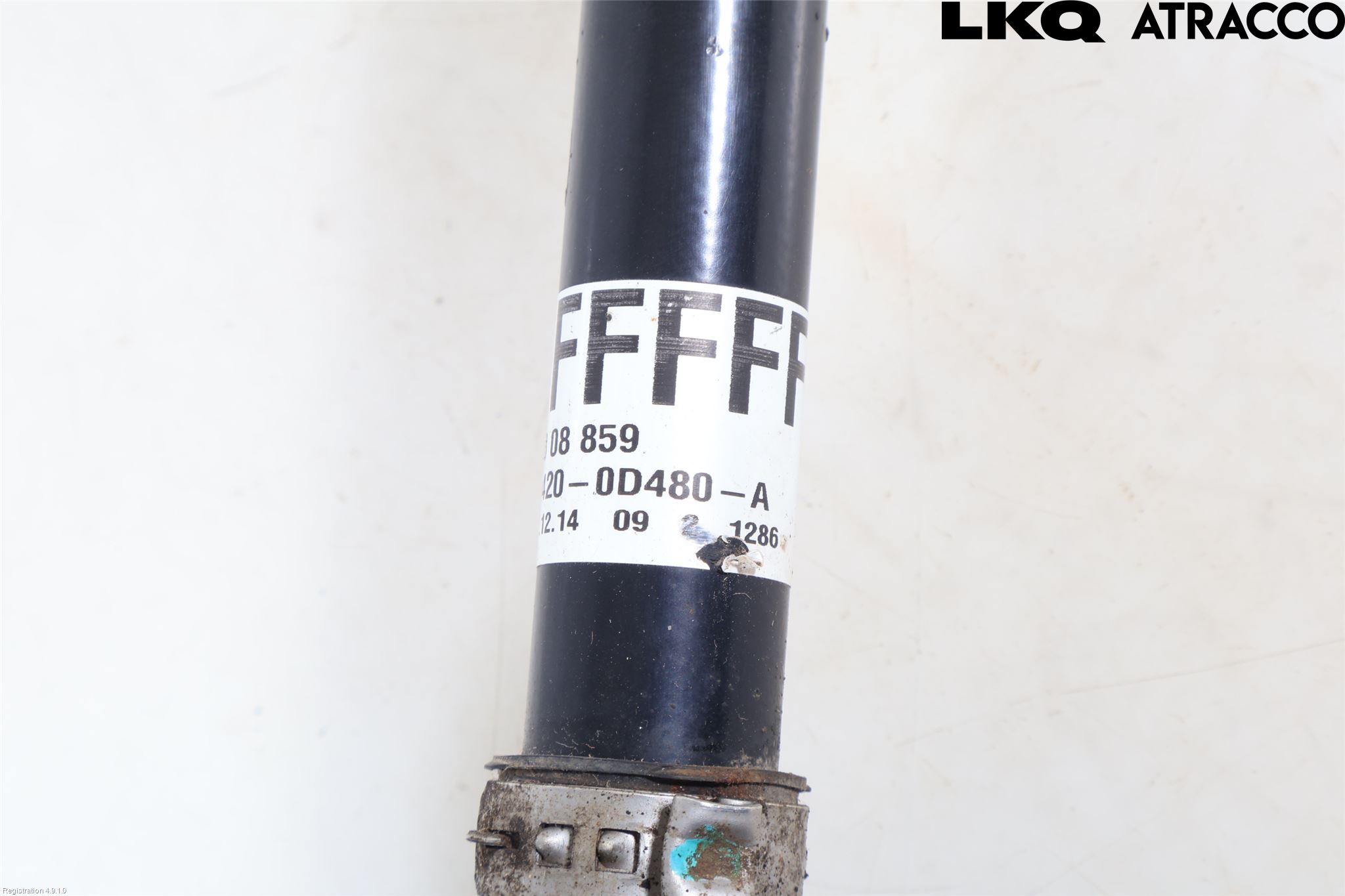 Toyota YARIS XP130 15-20 Drivaksel Foran Kompl Venstre